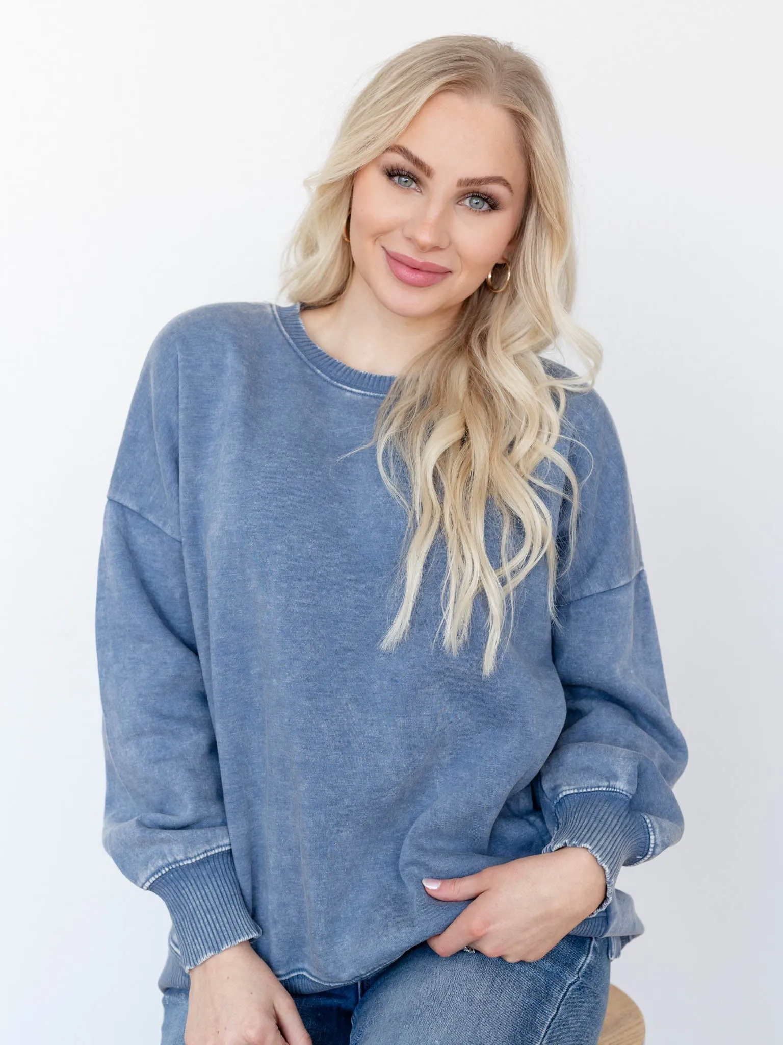 Acid Wash Hi-Low Hem Fleece Pullover
