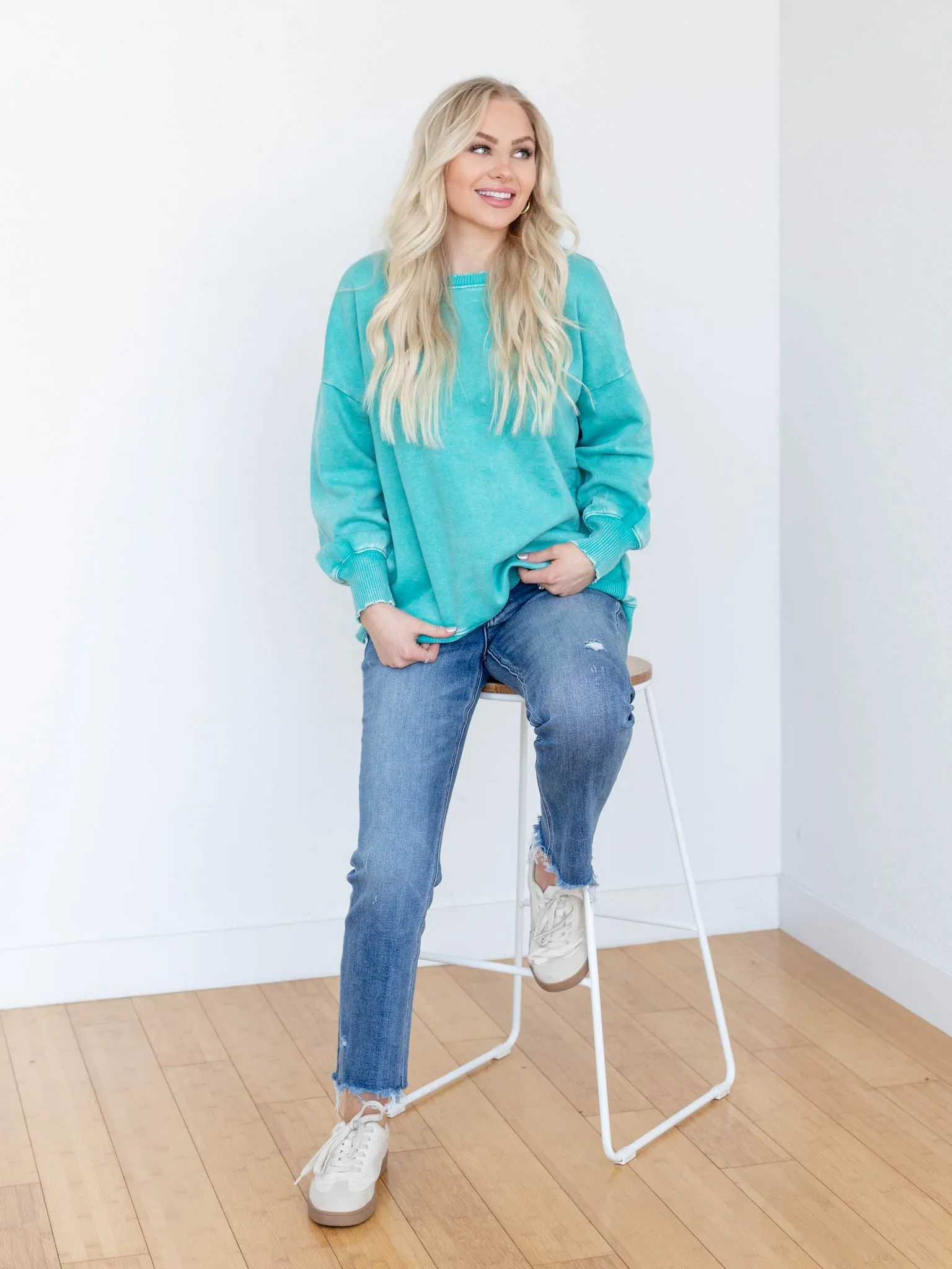 Acid Wash Hi-Low Hem Fleece Pullover