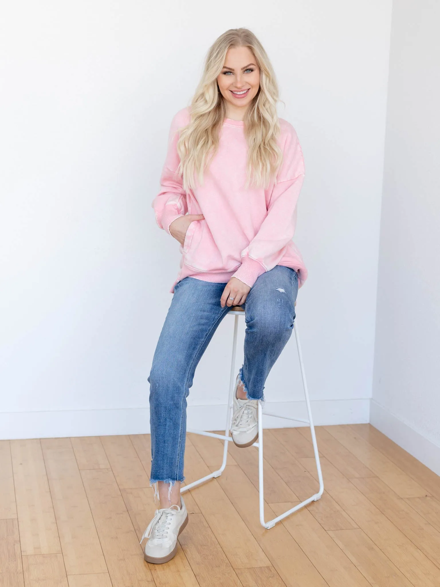 Acid Wash Hi-Low Hem Fleece Pullover