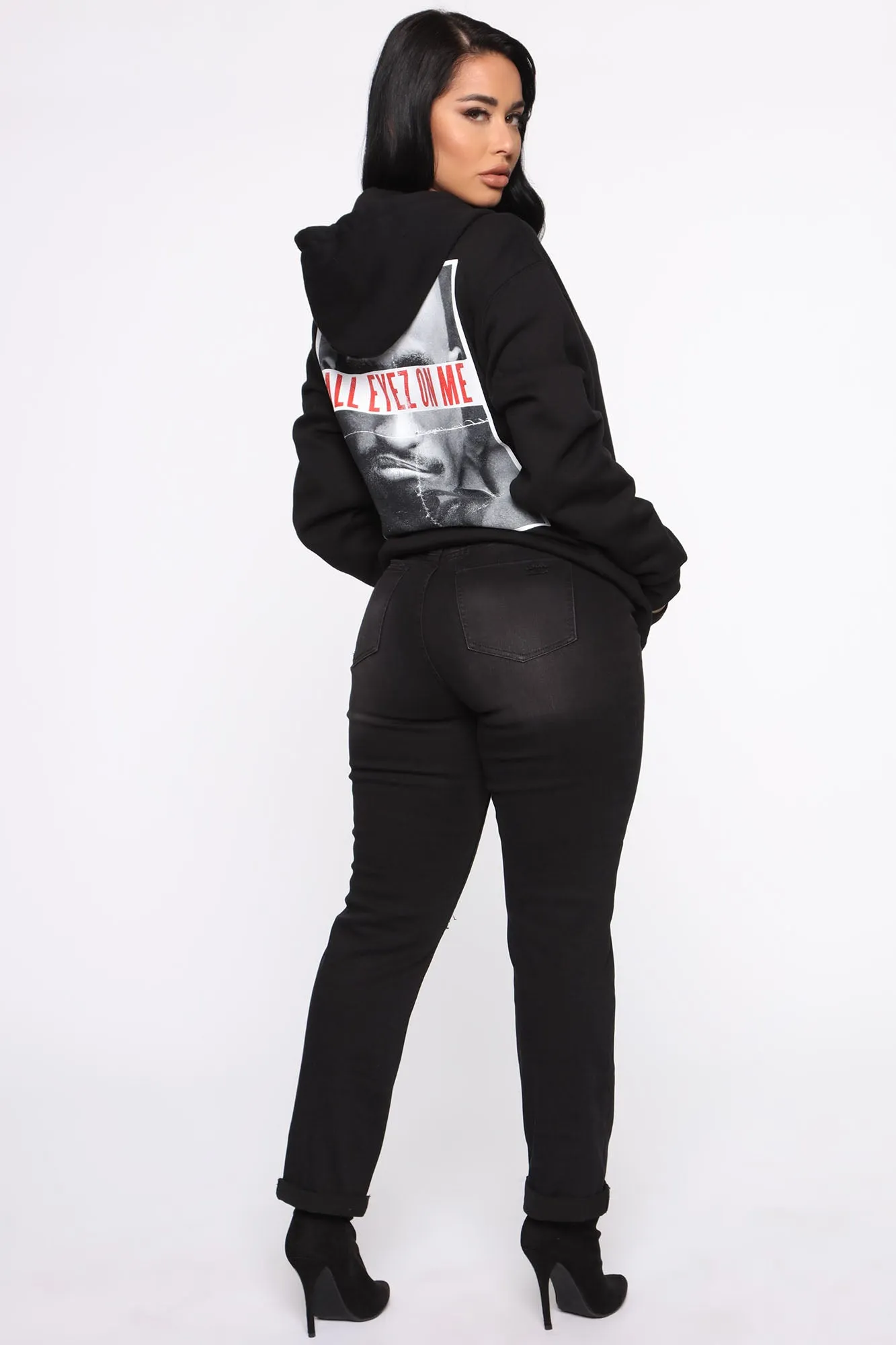 All Eyes On Me Hoodie - Black
