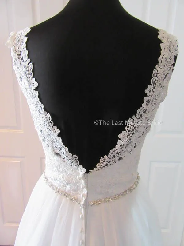Allure Bridals 9205 size 16