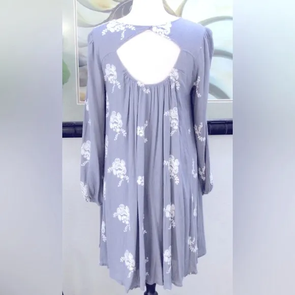 ALTAR'D STATE - 100% RayonEmbroidered Floral Swing DressSize: Large