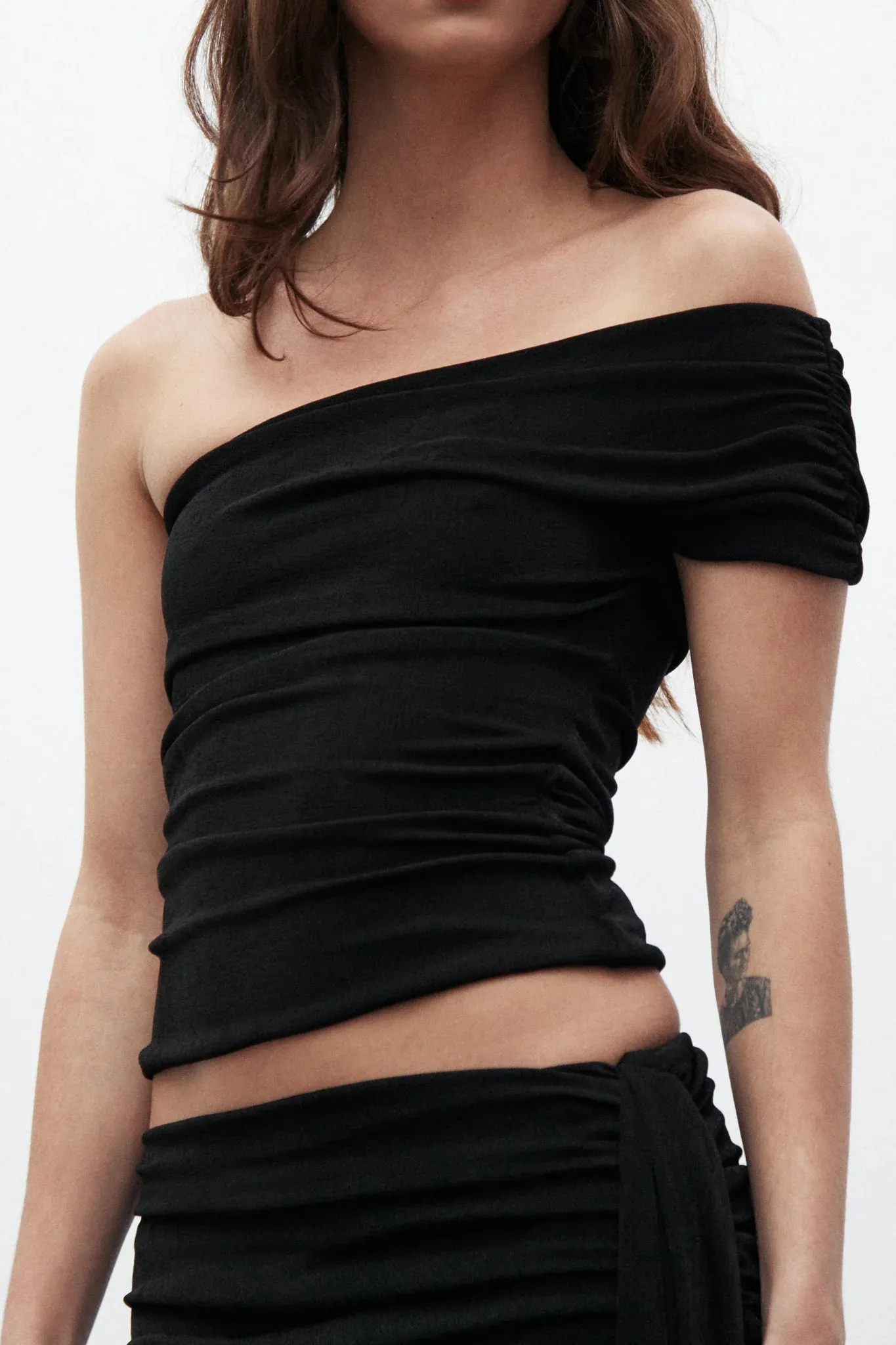 Bayse Josie Top - Black