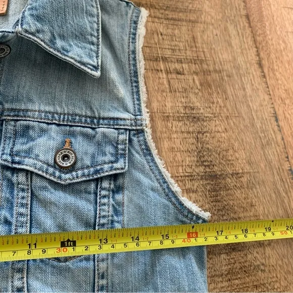 Big Star 1974 Cropped Button Front Denim Vest Size Small