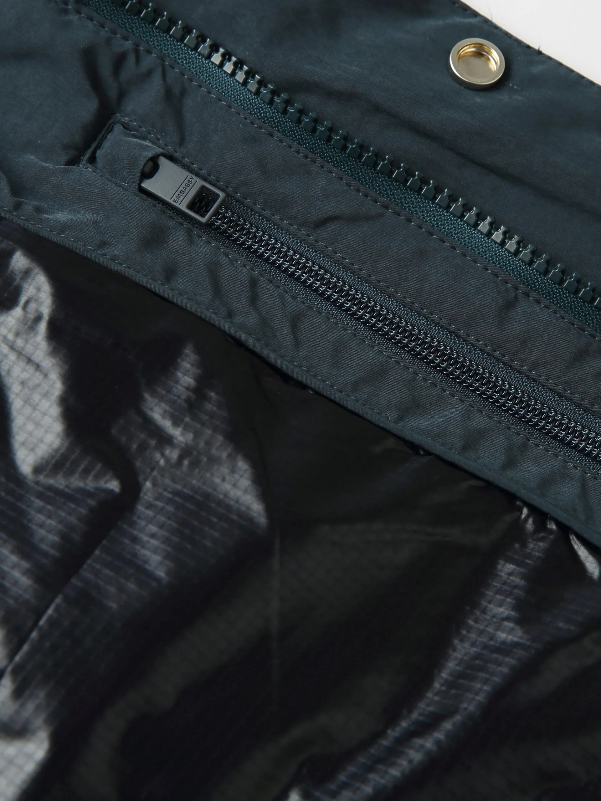 Blyn Puffer coat in dark navy