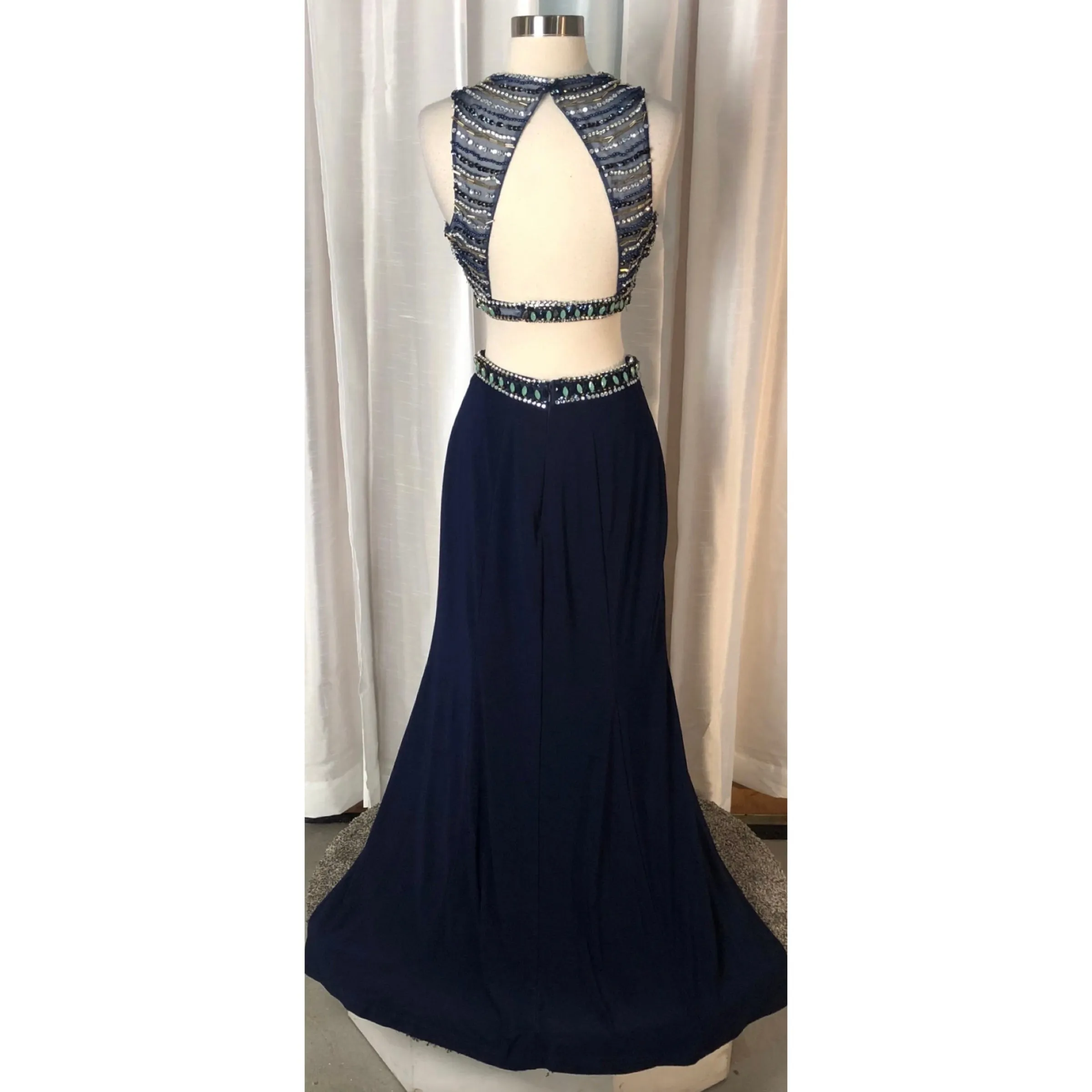 Boutique Navy Long Two Piece Gown Size 6