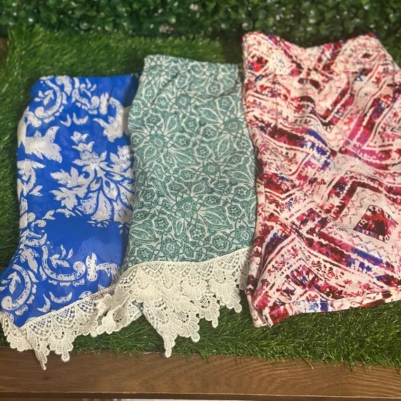 Bundle of 3 Shorts - Show Me Your MUMU - Size Medium - VERY COMFY! Flowy! Lace!