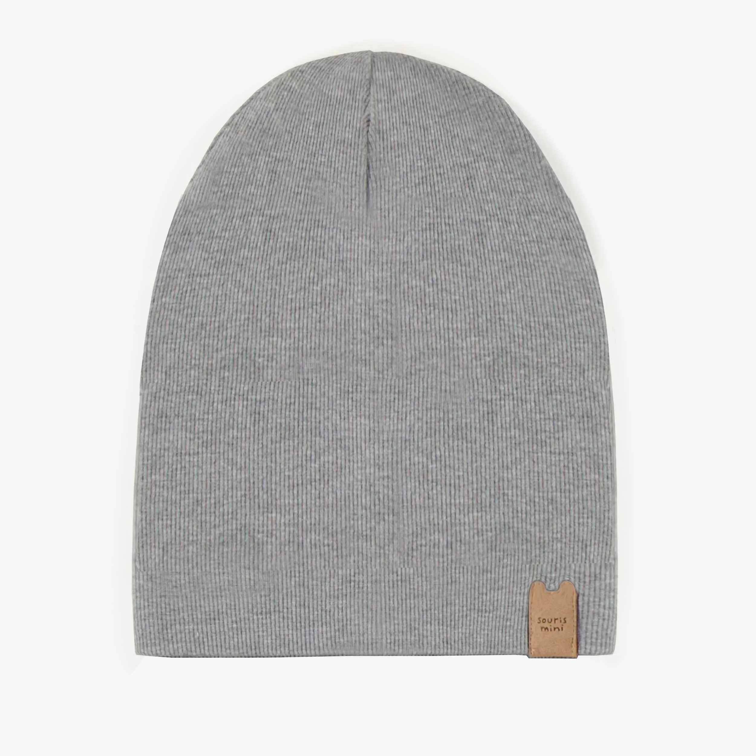 Chapeau gris d’extérieur en tricot côtelé, enfant || Gray outdoor hat in ribbed knit, child