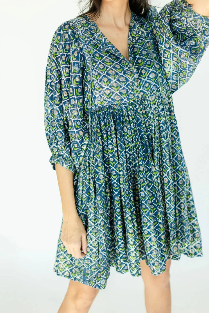 Clover Mini (Navy Peony)