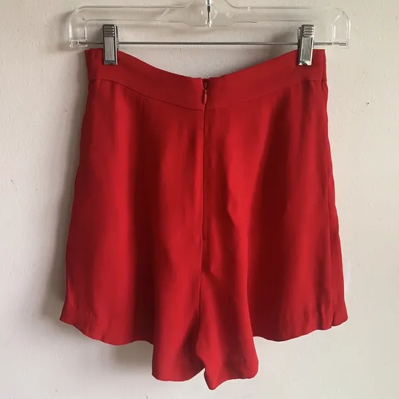 C/MEO Collective All Day Salsa Shorts Size XS NWT