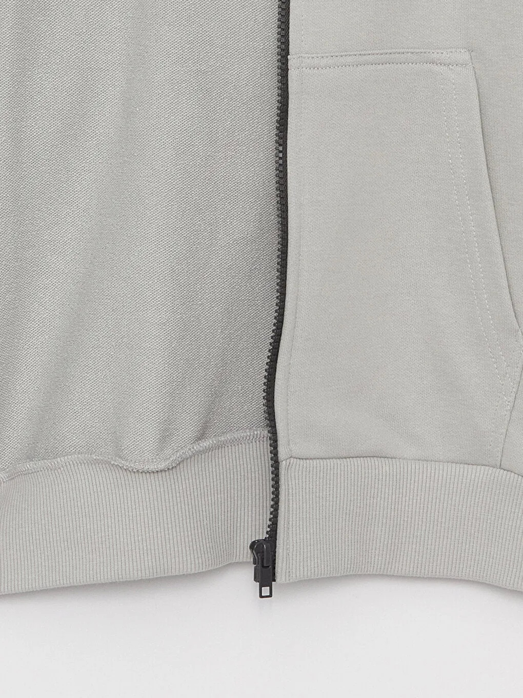 Comfortable Fit Hooded Boys Zippered Sweatshirt