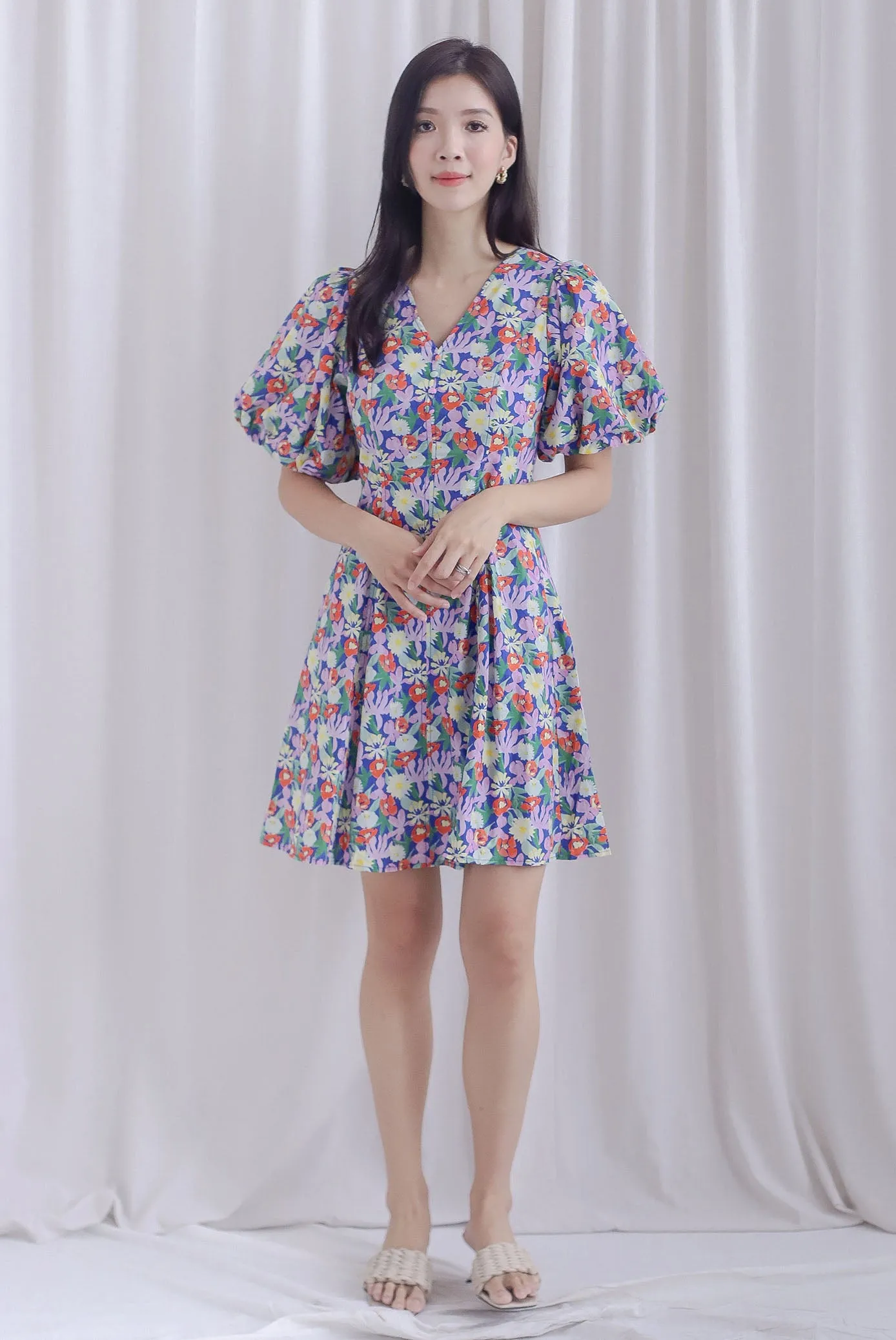 Corby Floral Puffy Sleeves Seam Button Dress In Navy Blue