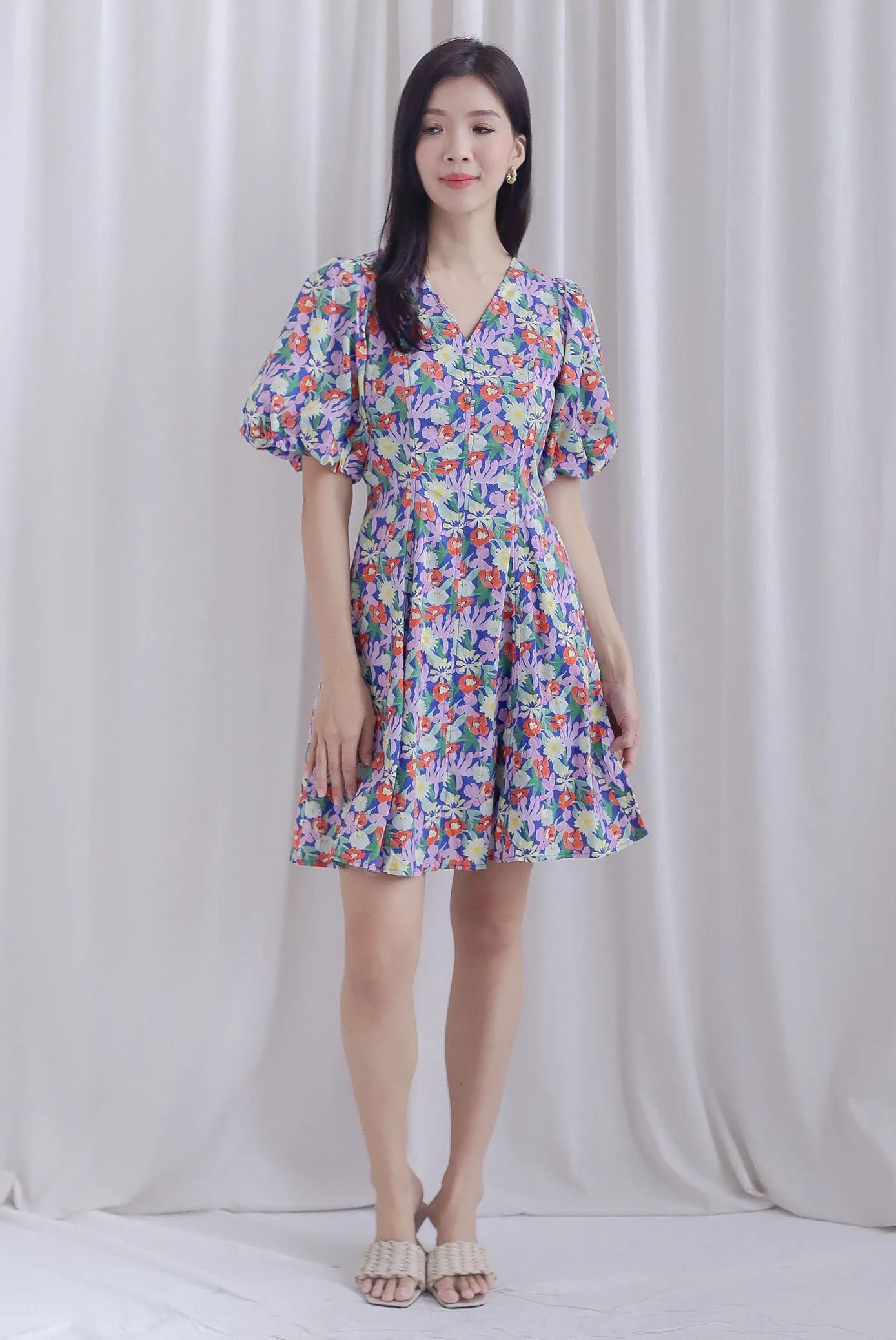 Corby Floral Puffy Sleeves Seam Button Dress In Navy Blue
