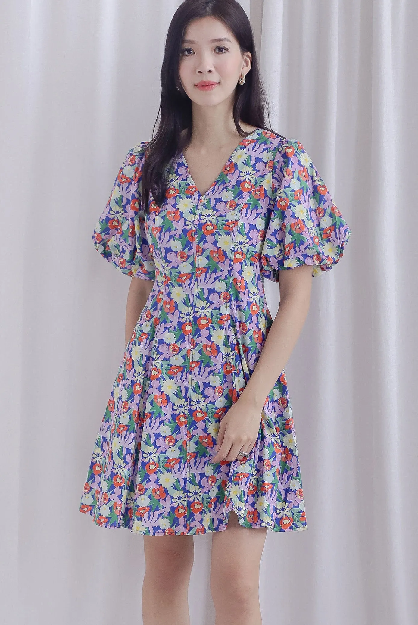 Corby Floral Puffy Sleeves Seam Button Dress In Navy Blue