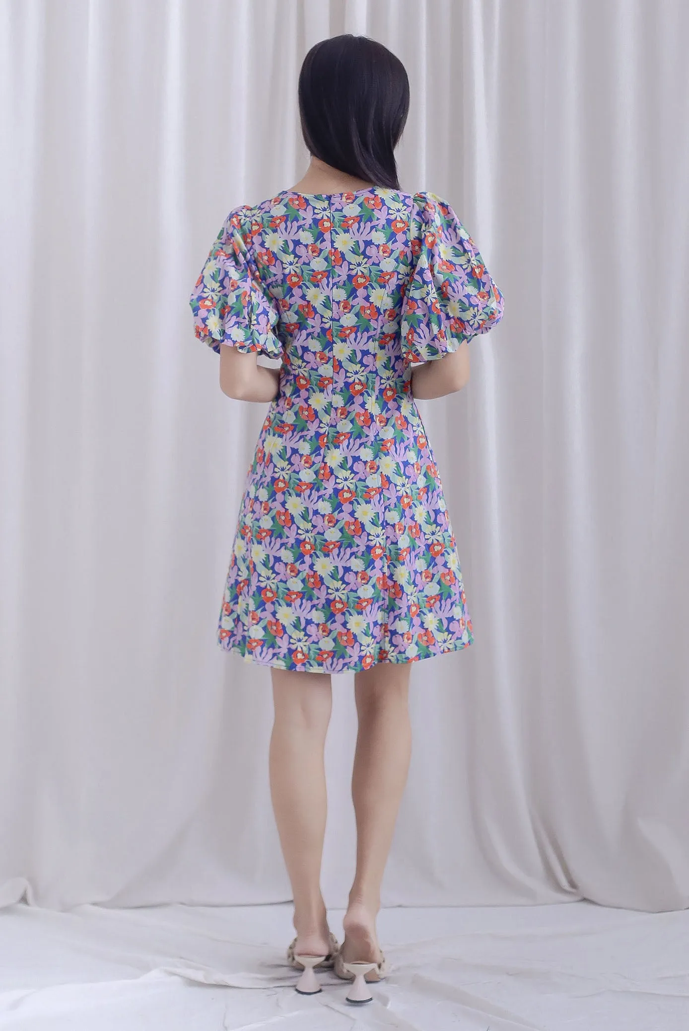 Corby Floral Puffy Sleeves Seam Button Dress In Navy Blue