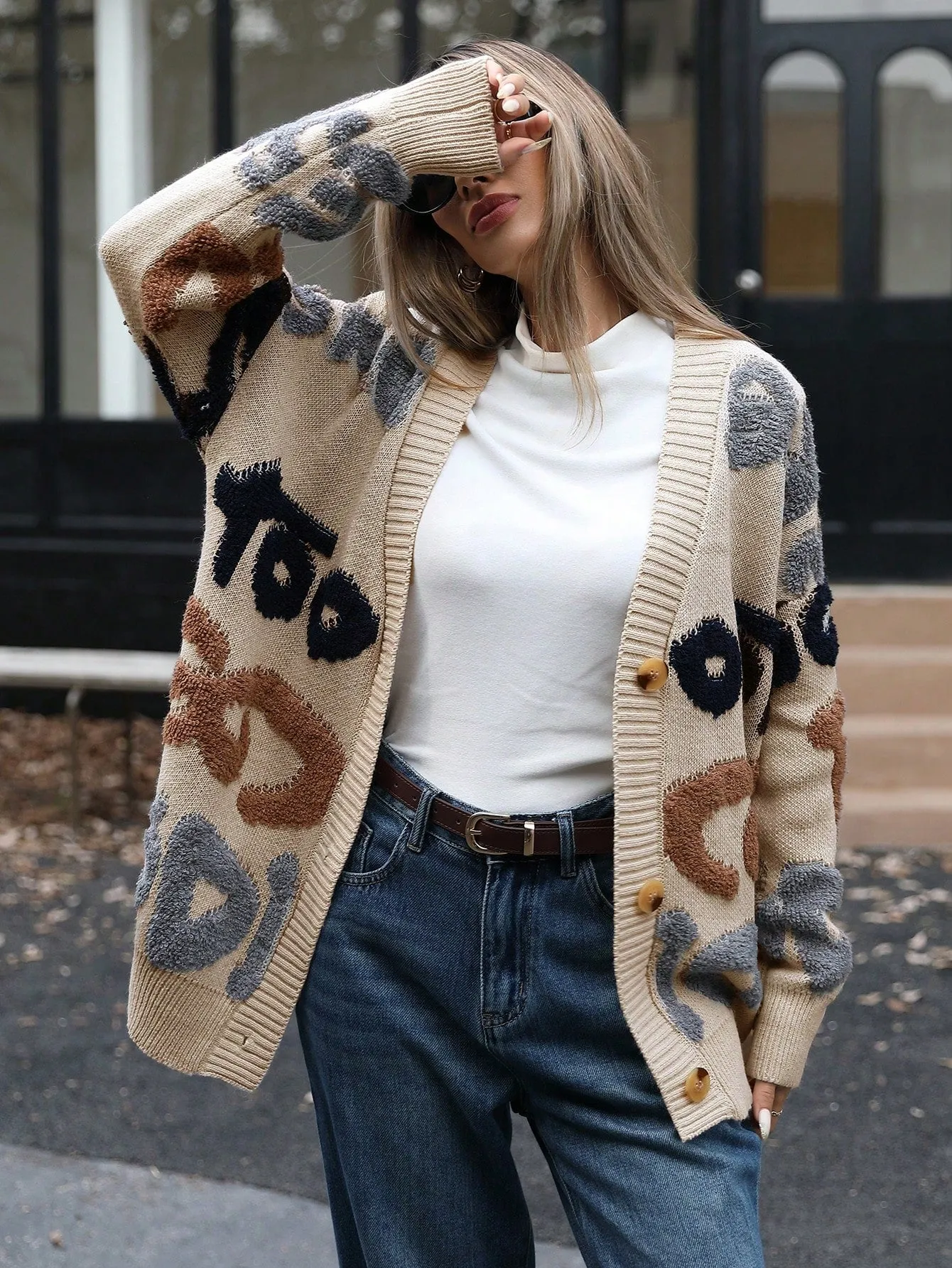 Cárdigan Aveloria: Estilo Oversized en Cherry Vibes