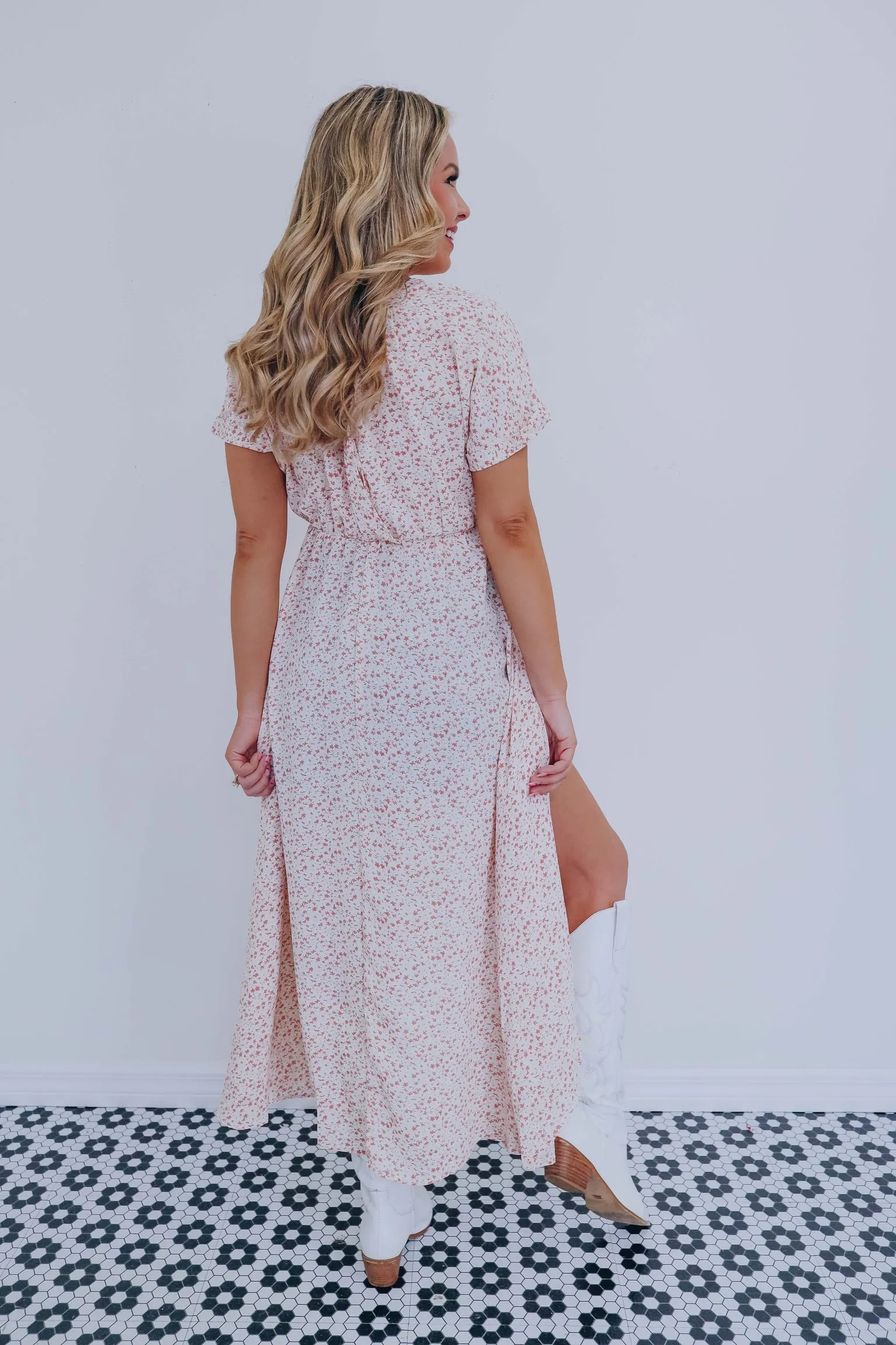 Delilah Ditsy Print Kimono Maxi Dress - Cream