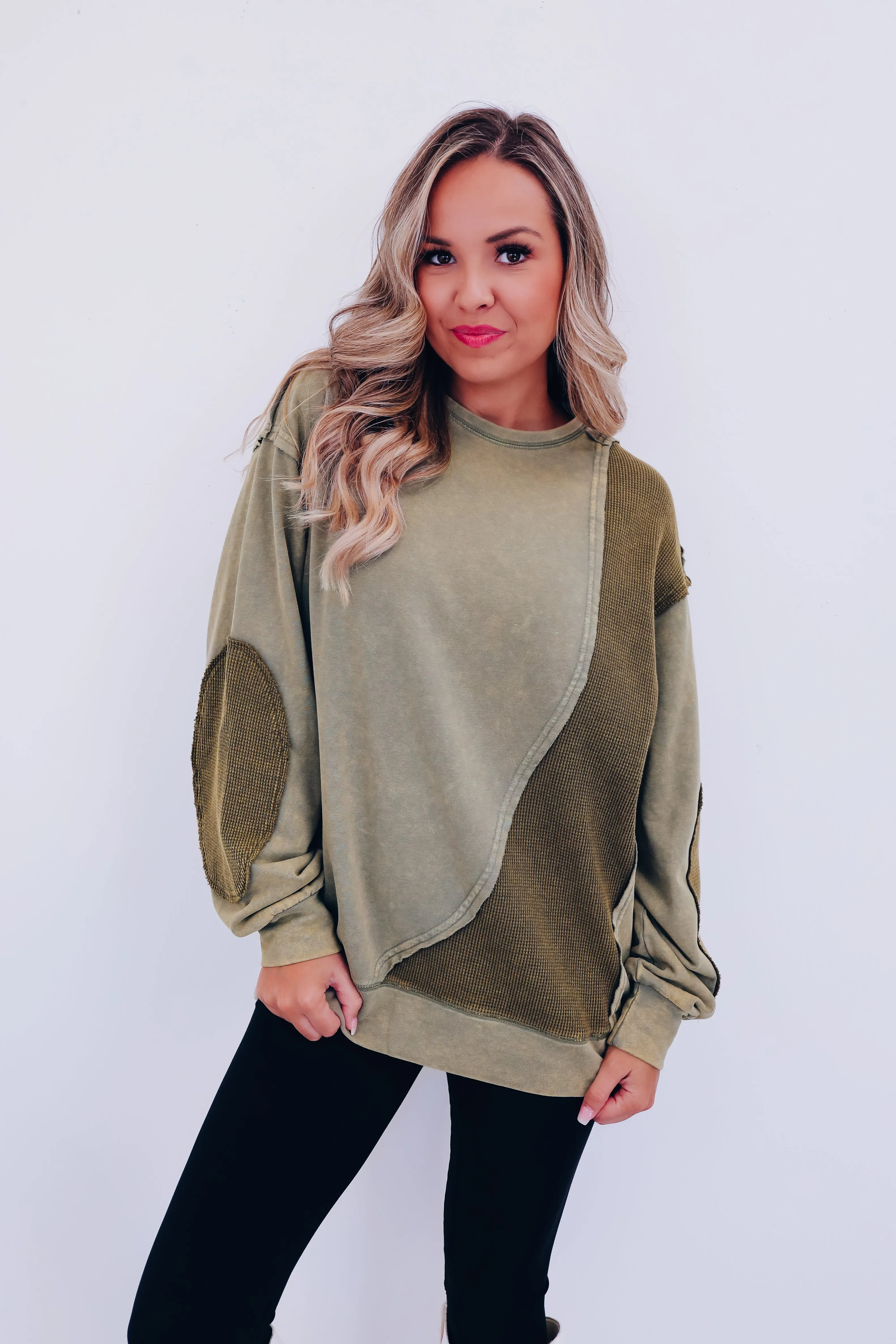 Eddie Vintage Patch Mineral Wash Top - Olive