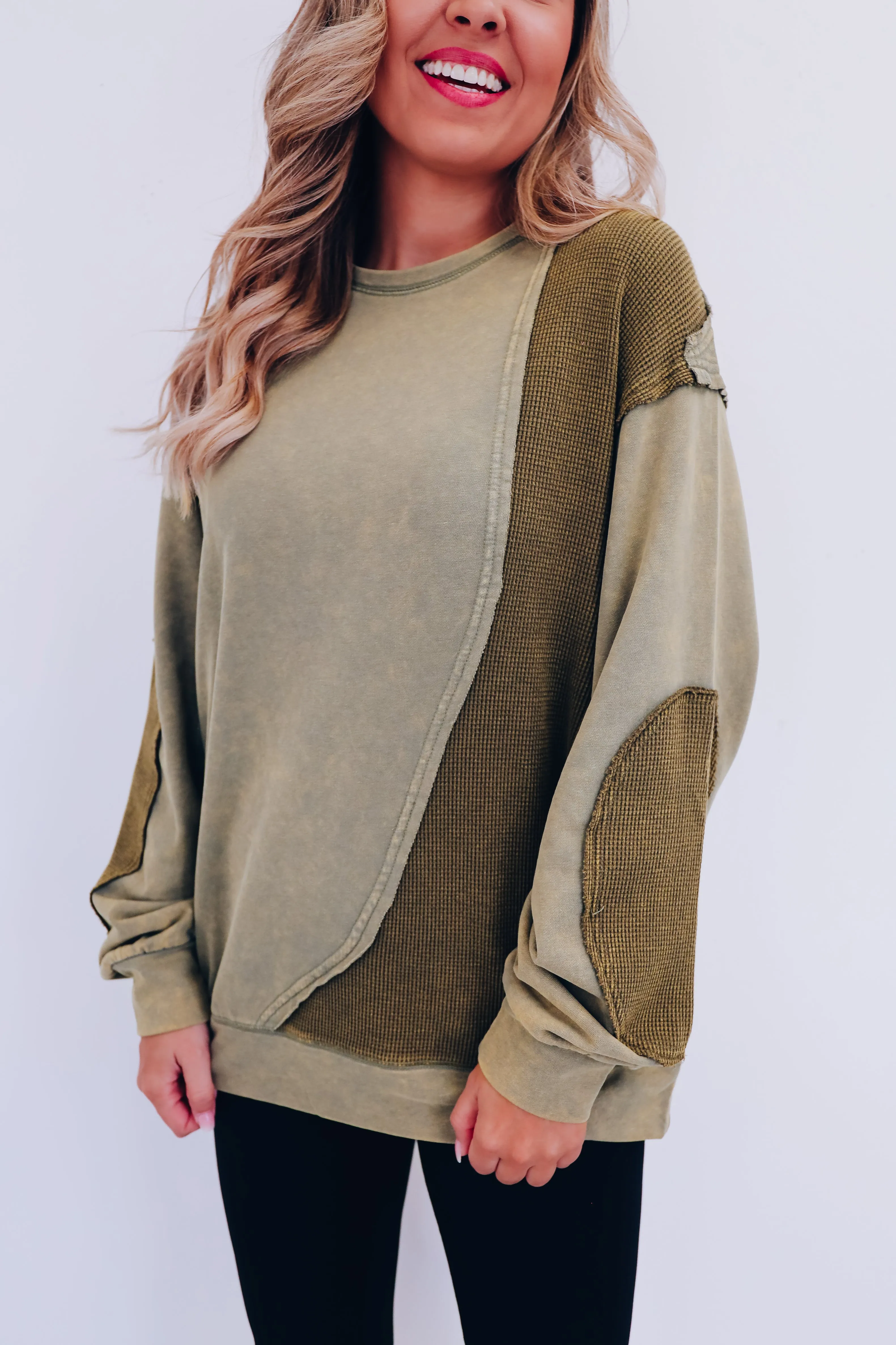 Eddie Vintage Patch Mineral Wash Top - Olive