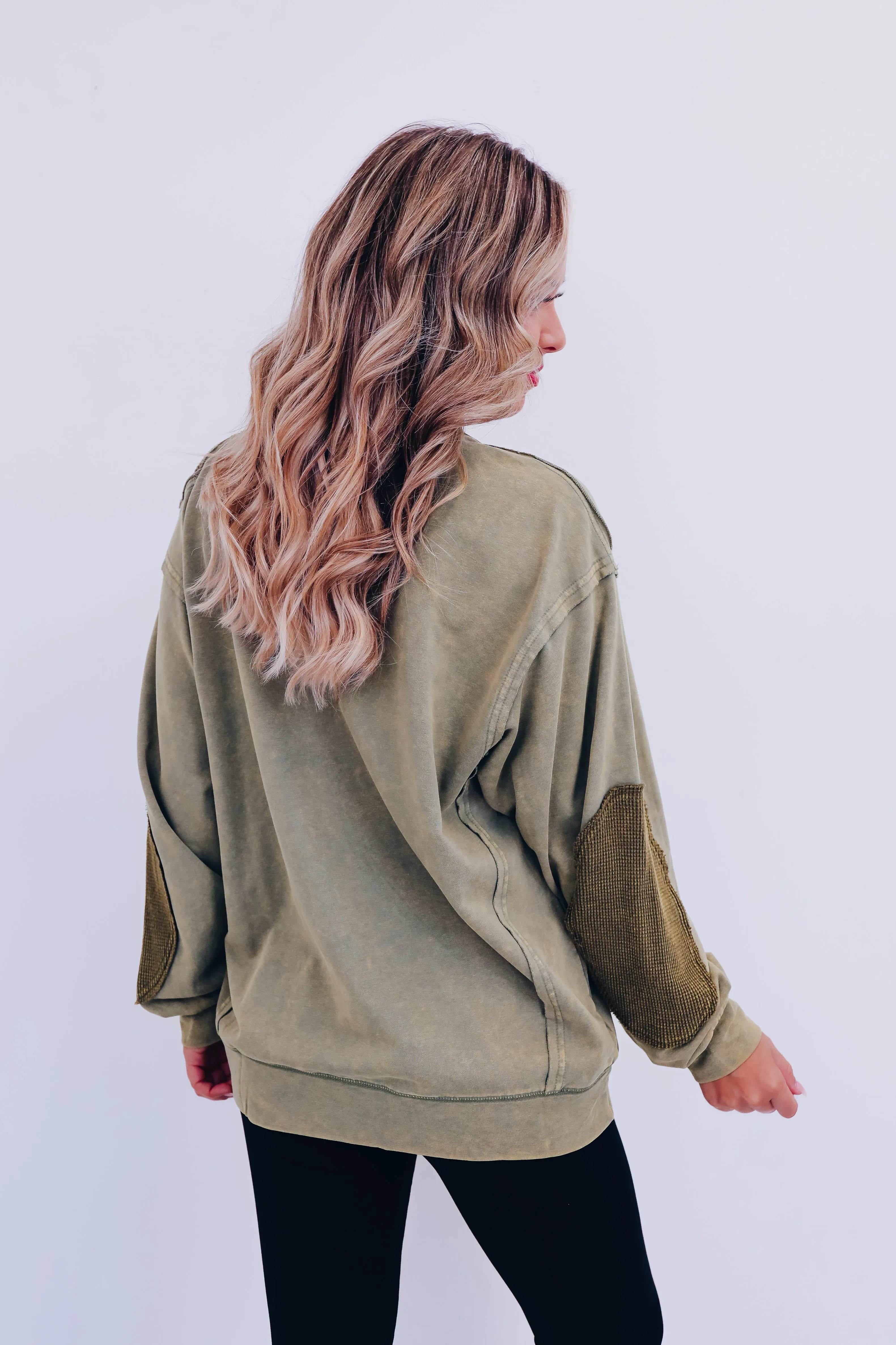 Eddie Vintage Patch Mineral Wash Top - Olive