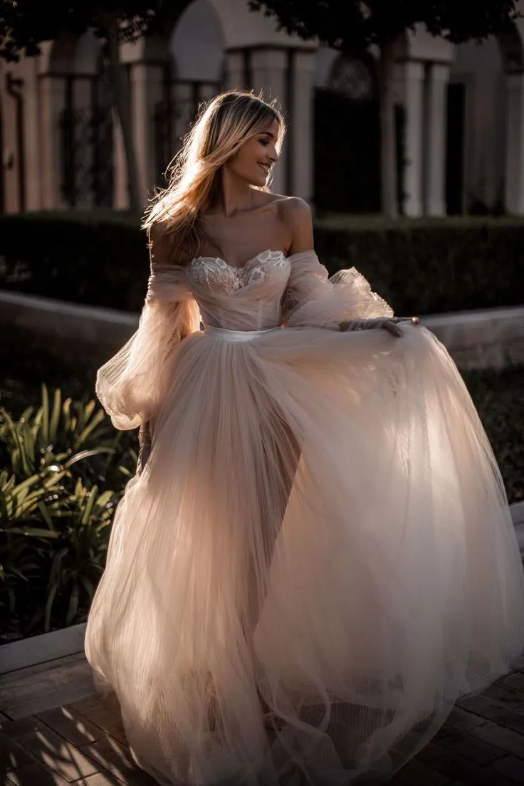 Elegant Flowy Long Sleeves Backless Romantic Long Beach Wedding Dresses