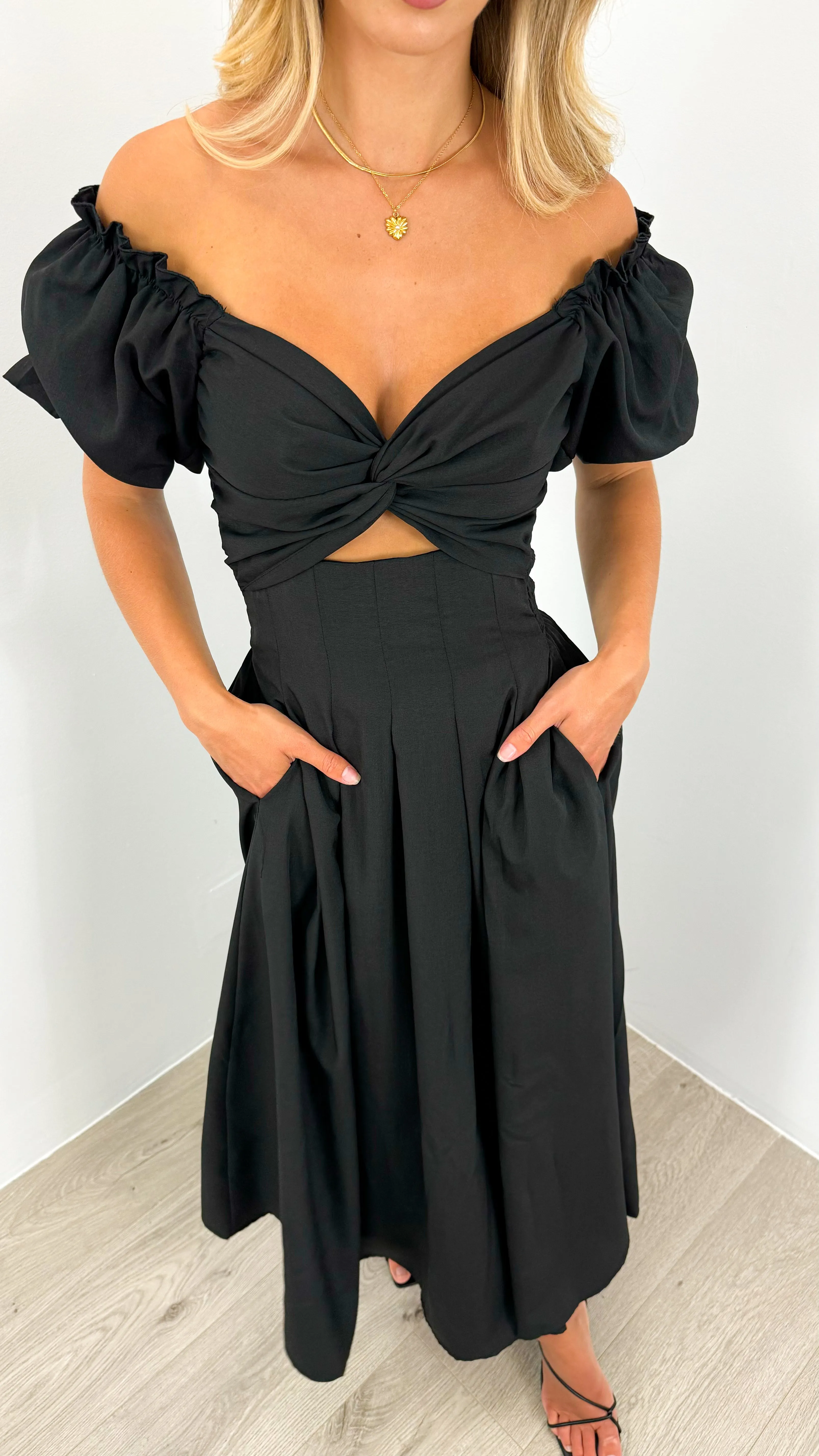 EMIRA DRESS - BLACK