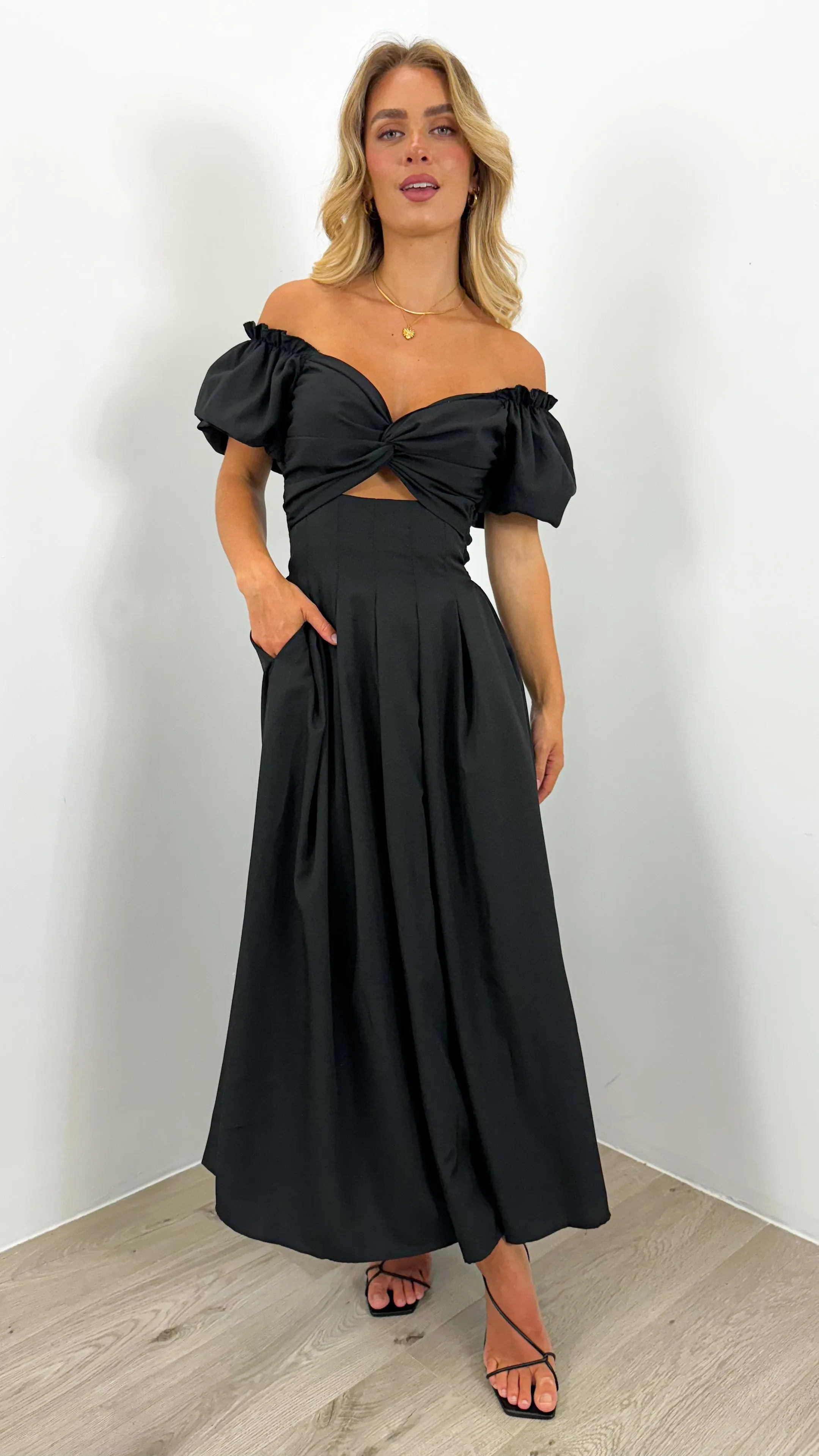 EMIRA DRESS - BLACK
