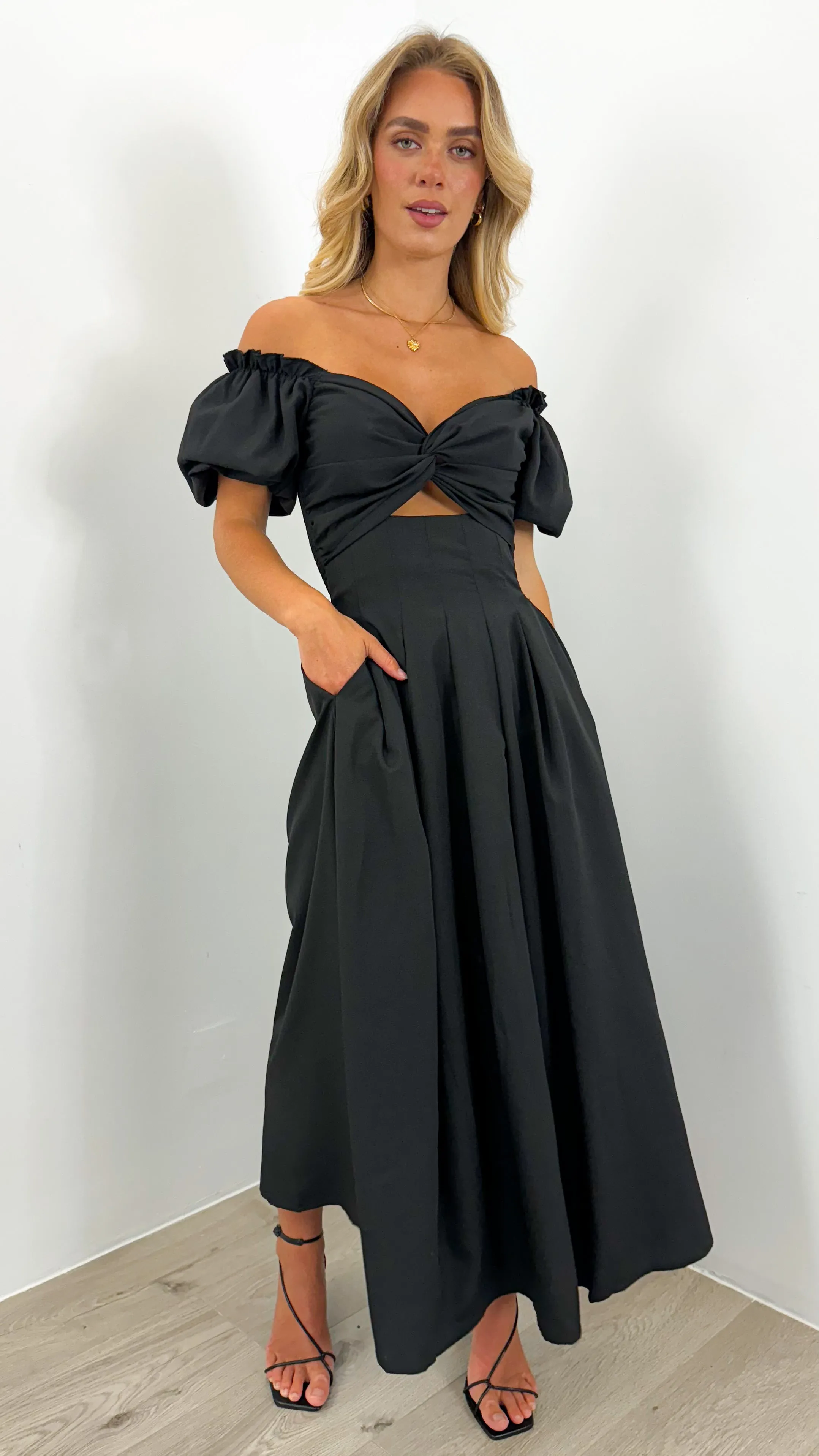 EMIRA DRESS - BLACK