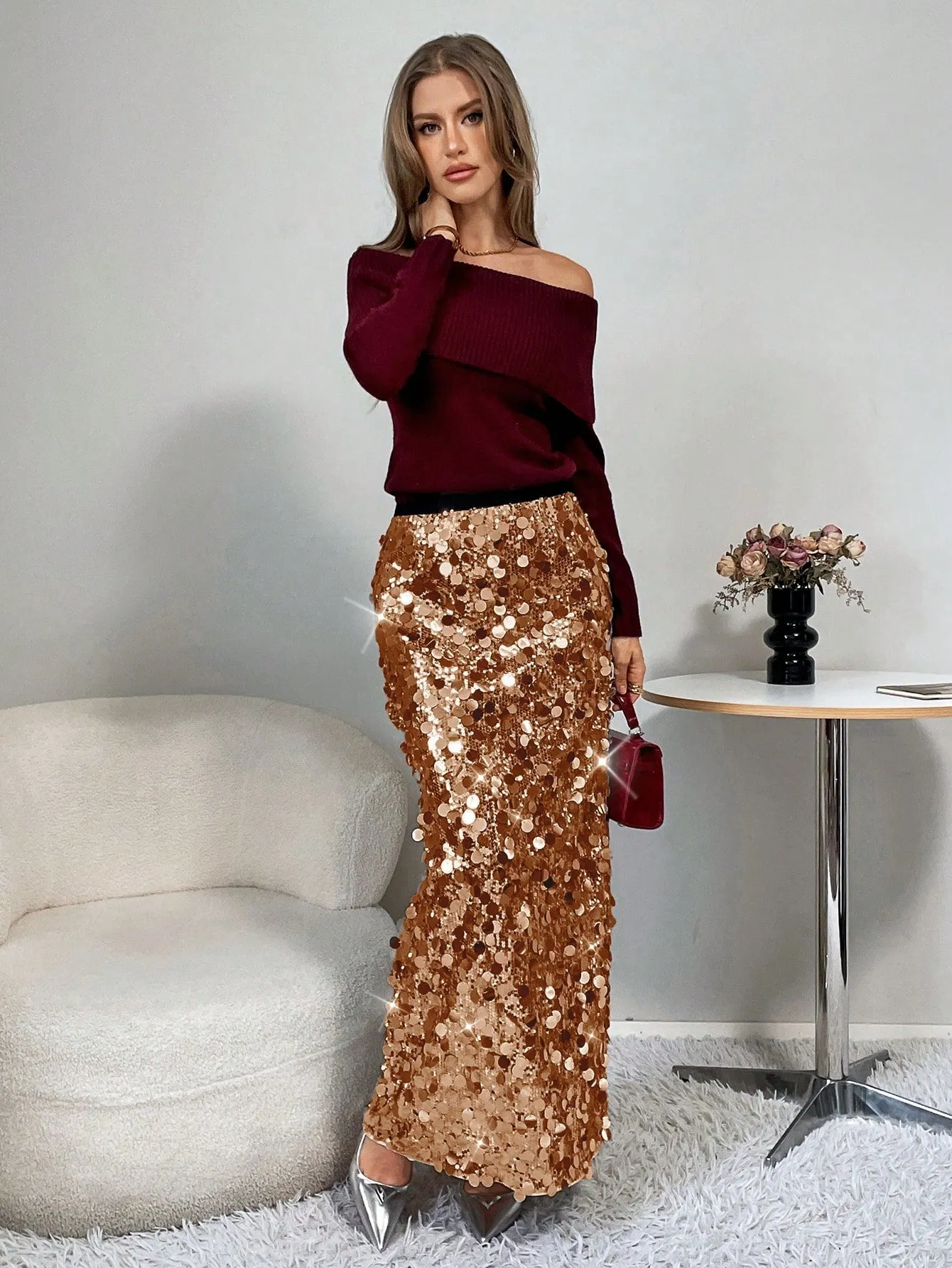 Essnce Women's Sequin Decorated Slim Fit Skirt, For Party & Gathering