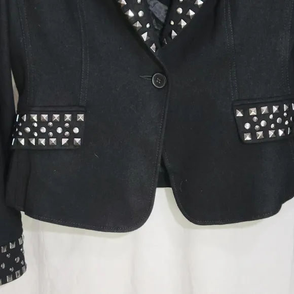 Express Women's Wool Blend Black Studded Detail Blazer Size 10 career office