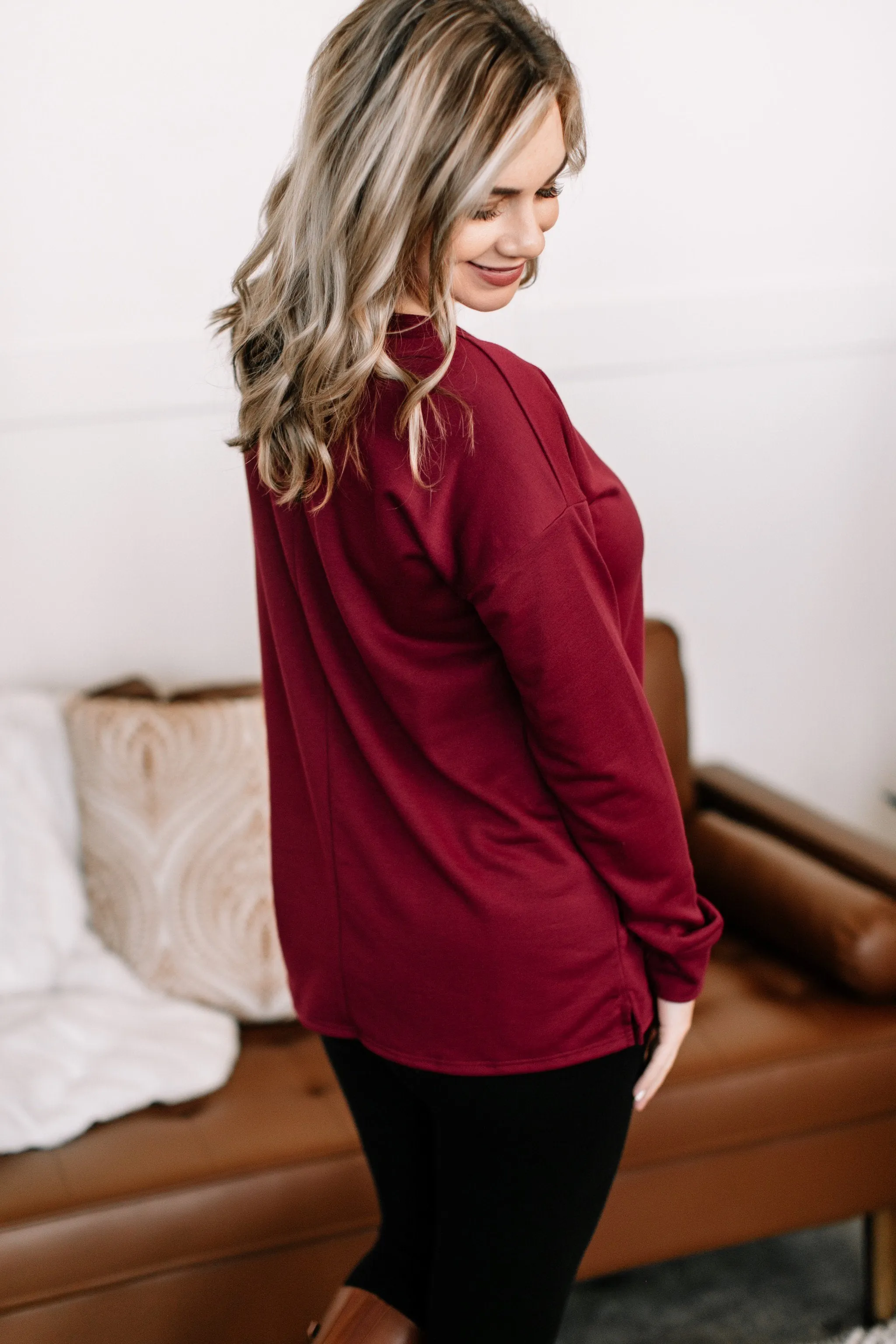 Fall Back To Me Top In Burgundy