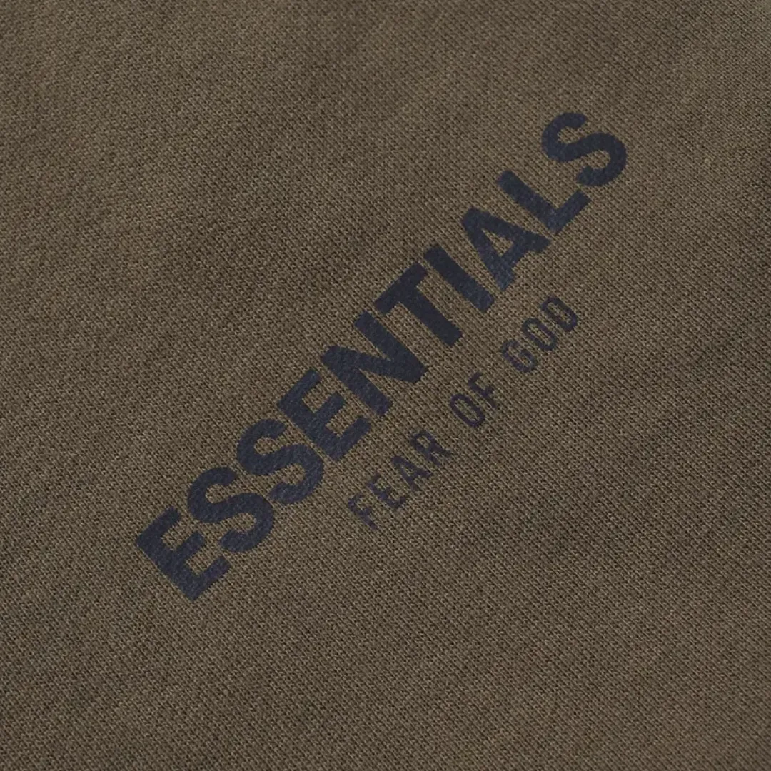 Fear of God Essentials Sweatshort Harvest