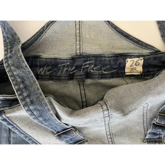 Free People Distressed‎ Blue Denim Overalls Medium Wash Size 26