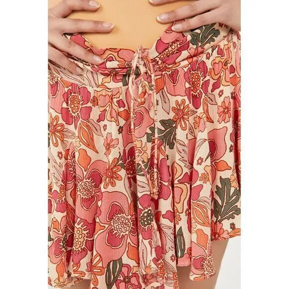 FREE PEOPLE Ellie Mini‎ Skort Skirt-Shorts Sand Combo Pink Floral Boho Size XS