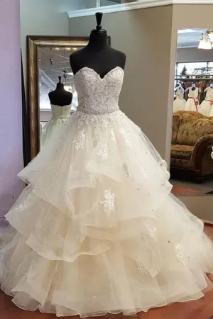 Garden-inspired Wedding Gown with Lace Sweetheart Bodice