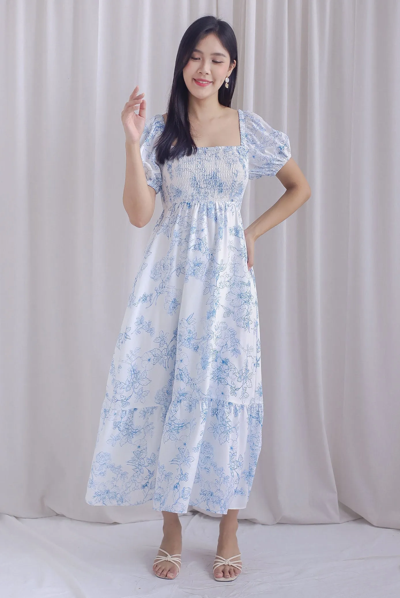 Gianna Smocked Puffy Sleeve Dress In Blue Porcelain