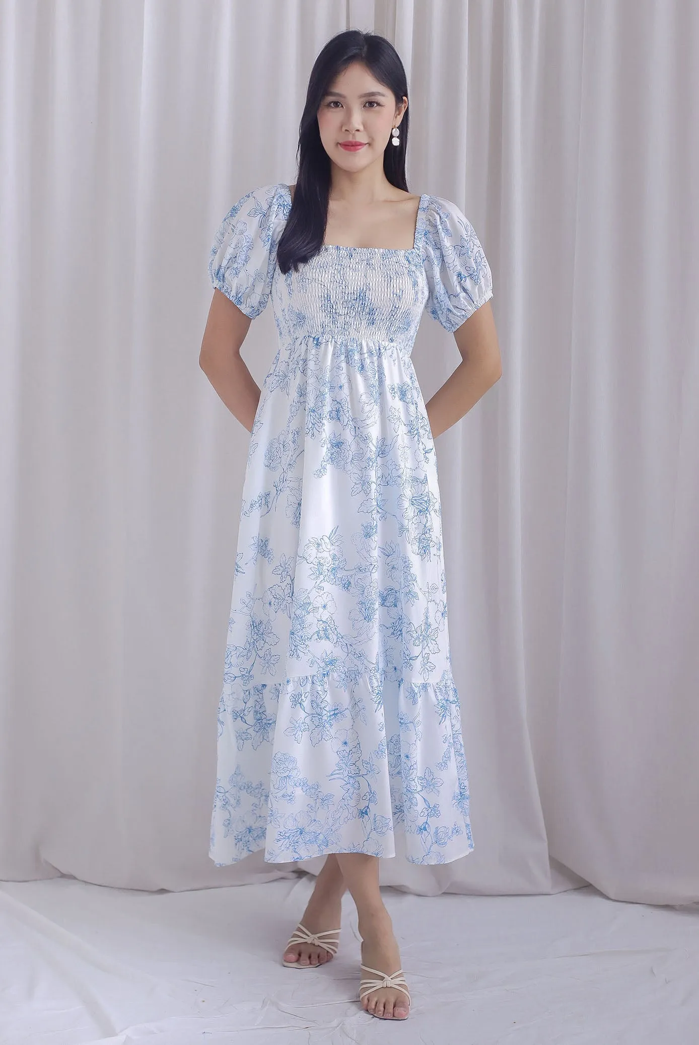 Gianna Smocked Puffy Sleeve Dress In Blue Porcelain