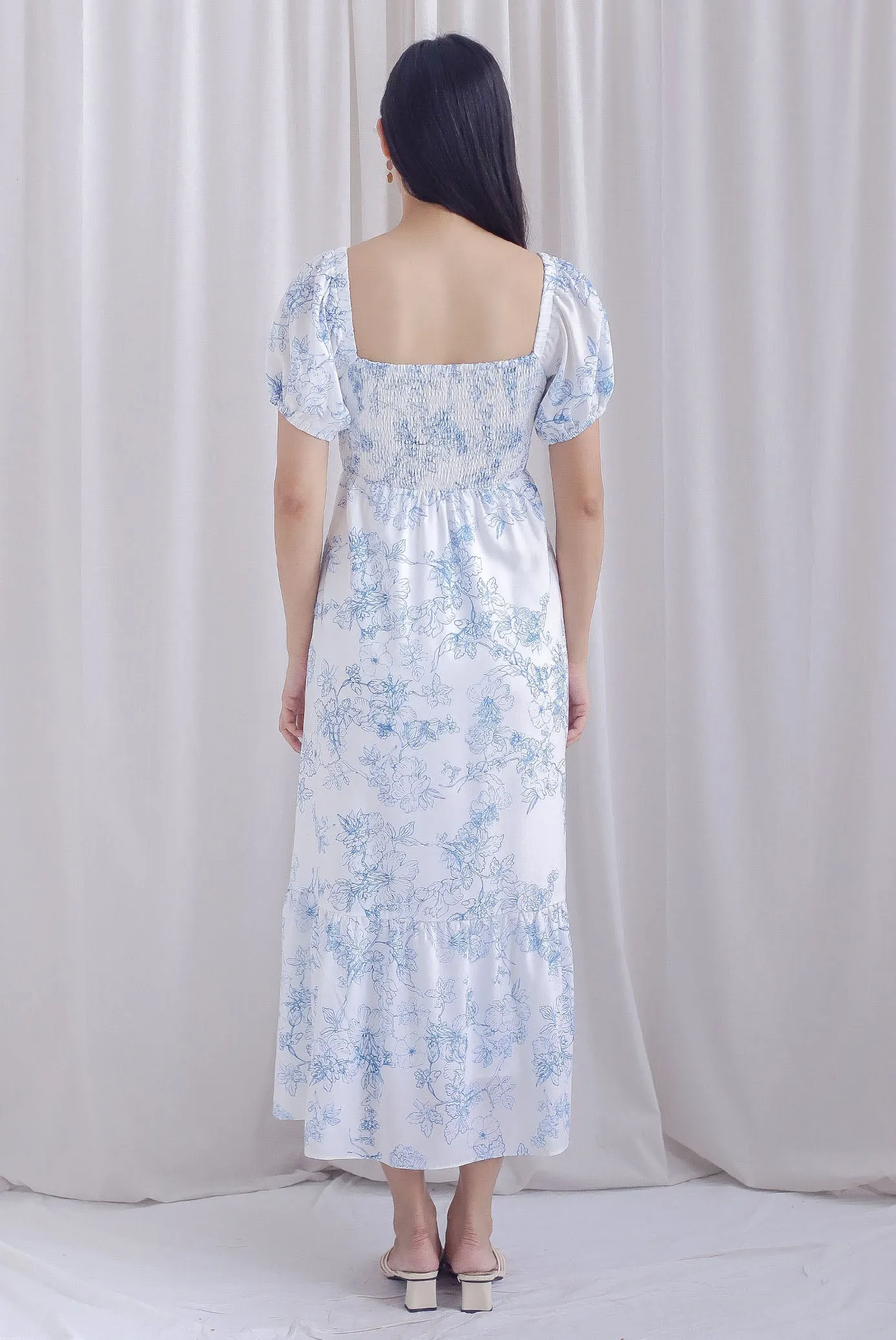 Gianna Smocked Puffy Sleeve Dress In Blue Porcelain