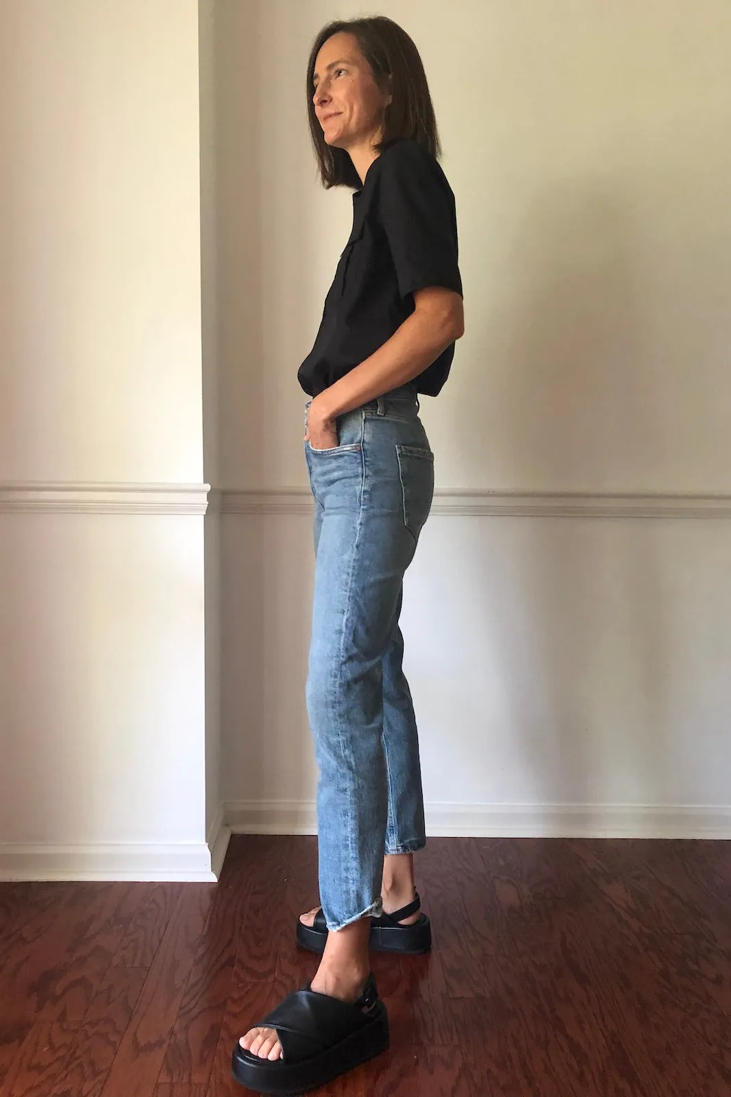Half Sleeve with Pockets in Black