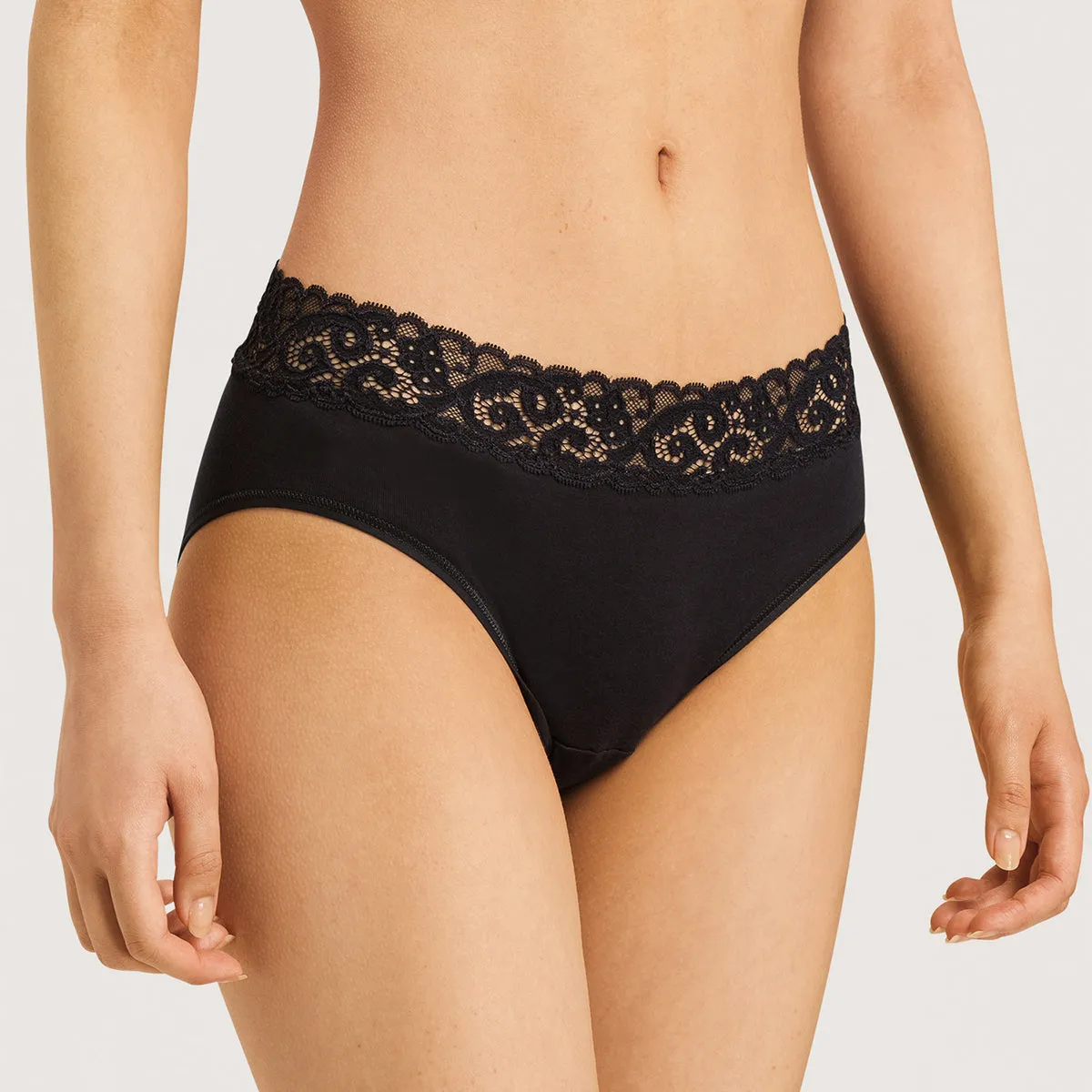 Hanro Moments Midi Brief