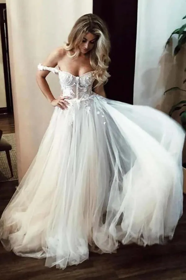 Ivory Tulle A-line Off-the-Shoulder Wedding Dresses With Lace Appliques, SW632