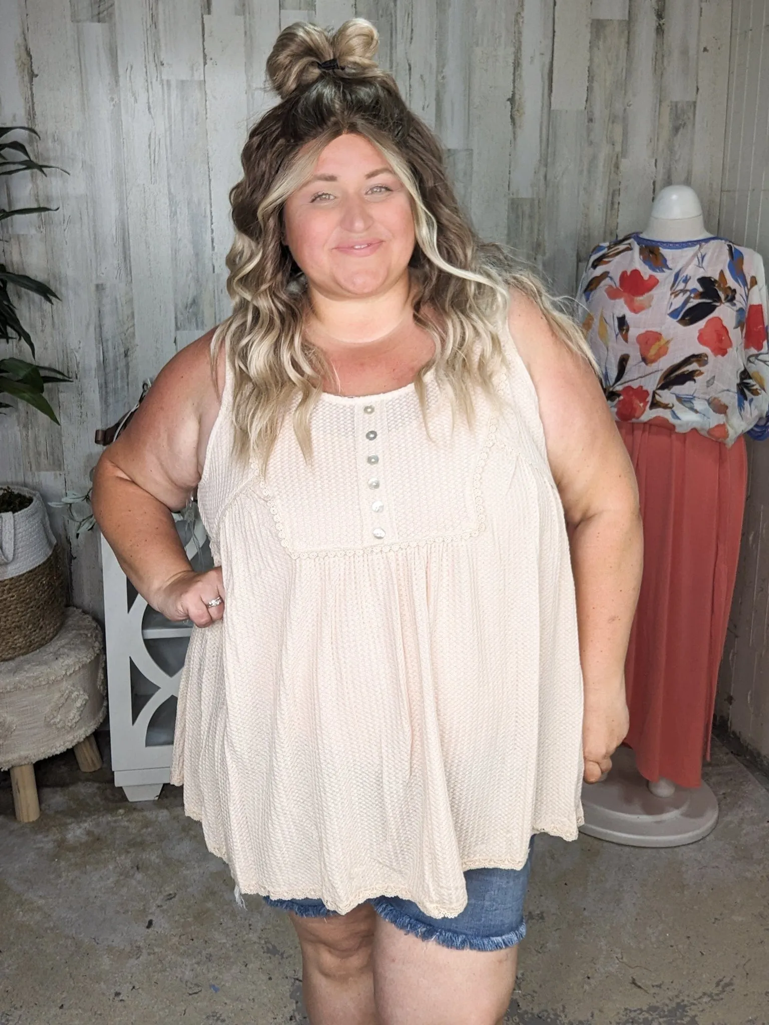 Jaycee Lace Trim Flowy Button Tank in Waffle Solids