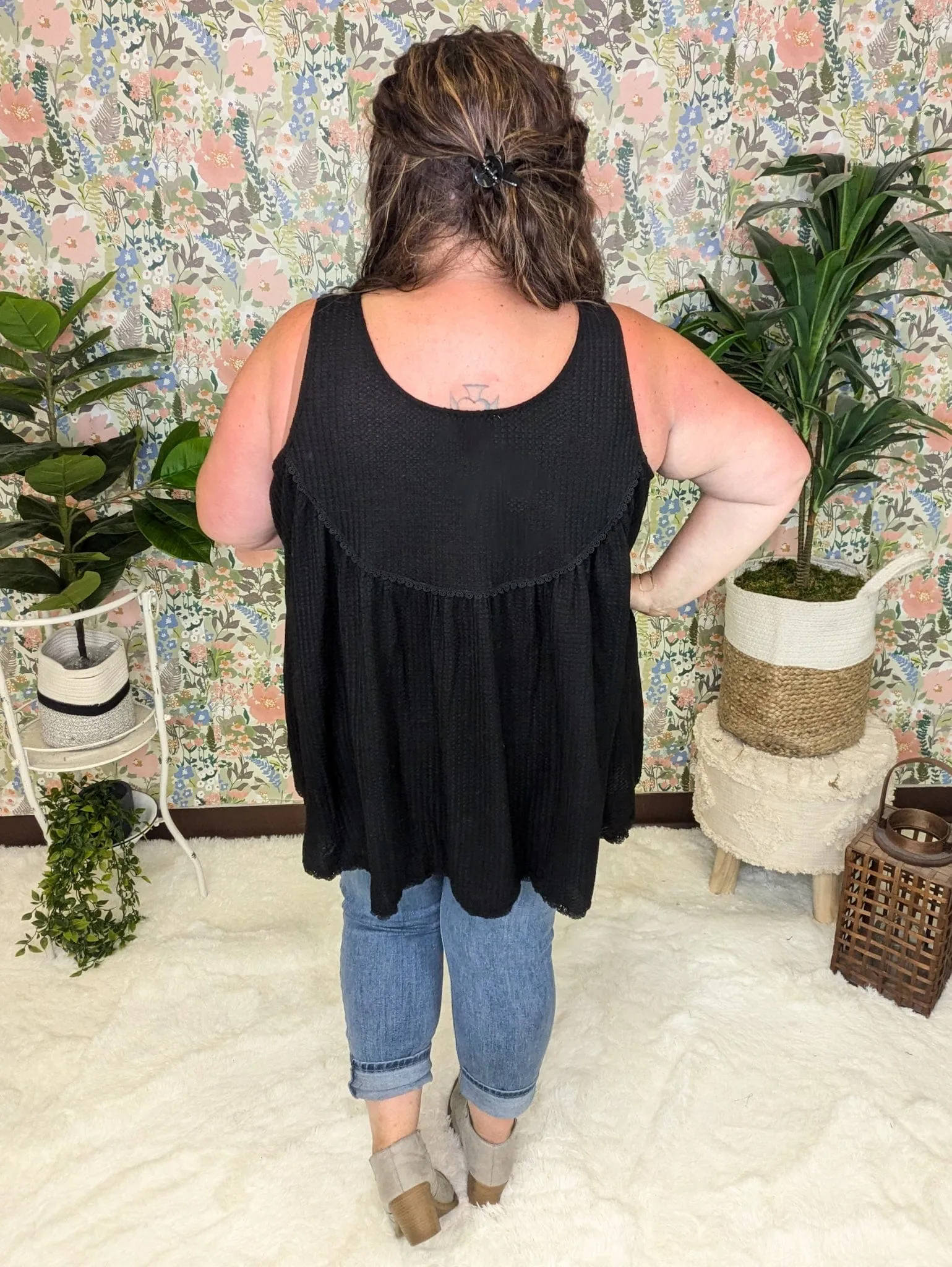 Jaycee Lace Trim Flowy Button Tank in Waffle Solids