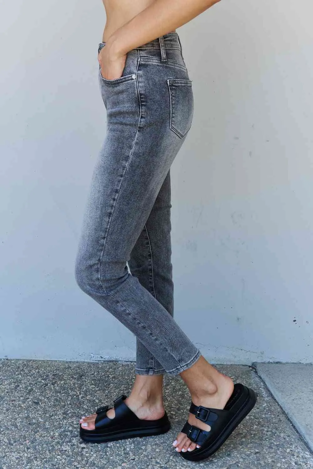Judy Blue High Waisted Stone Wash Slim Fit Jeans
