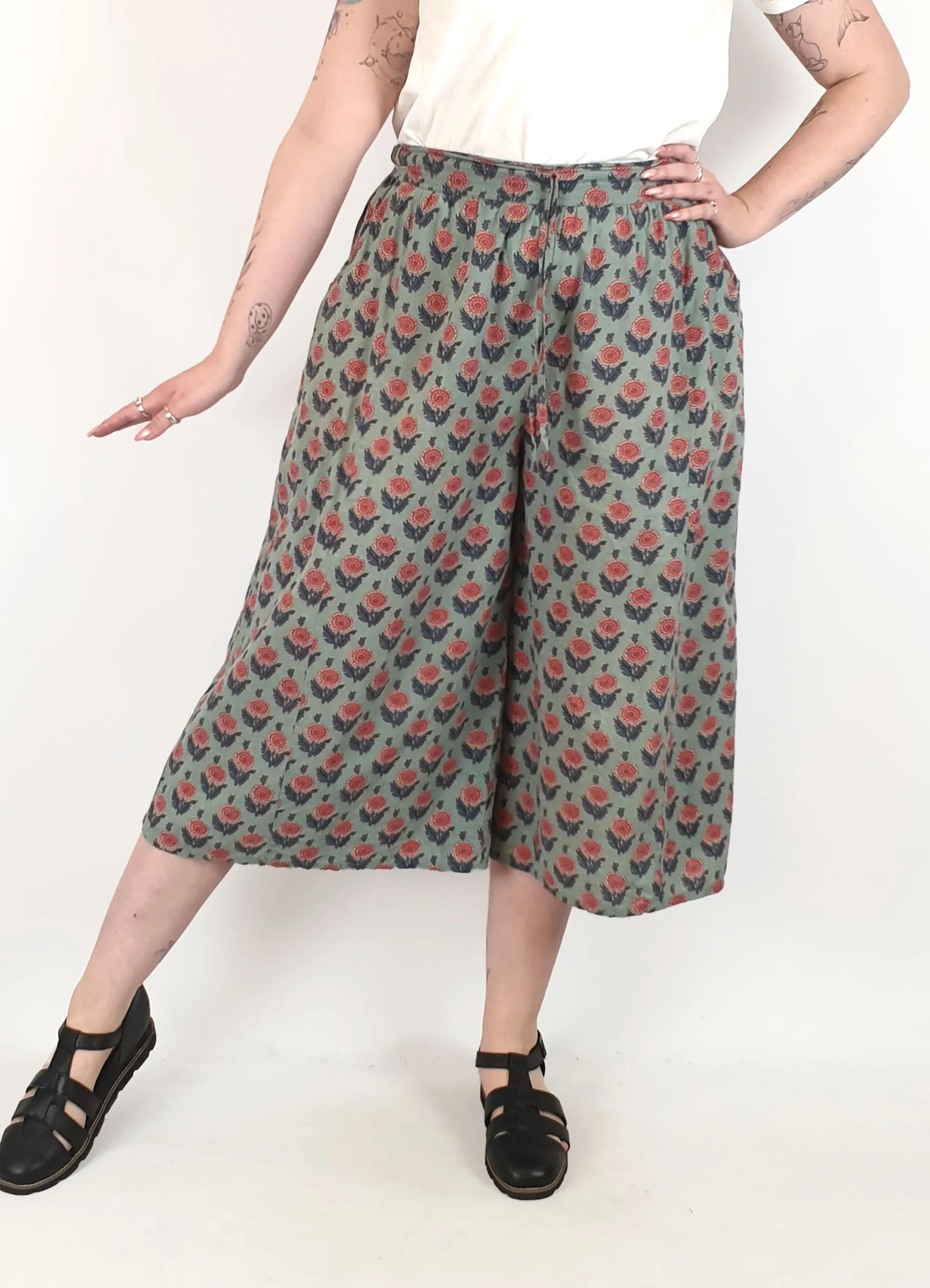Karma East blue print cotton pants size ML