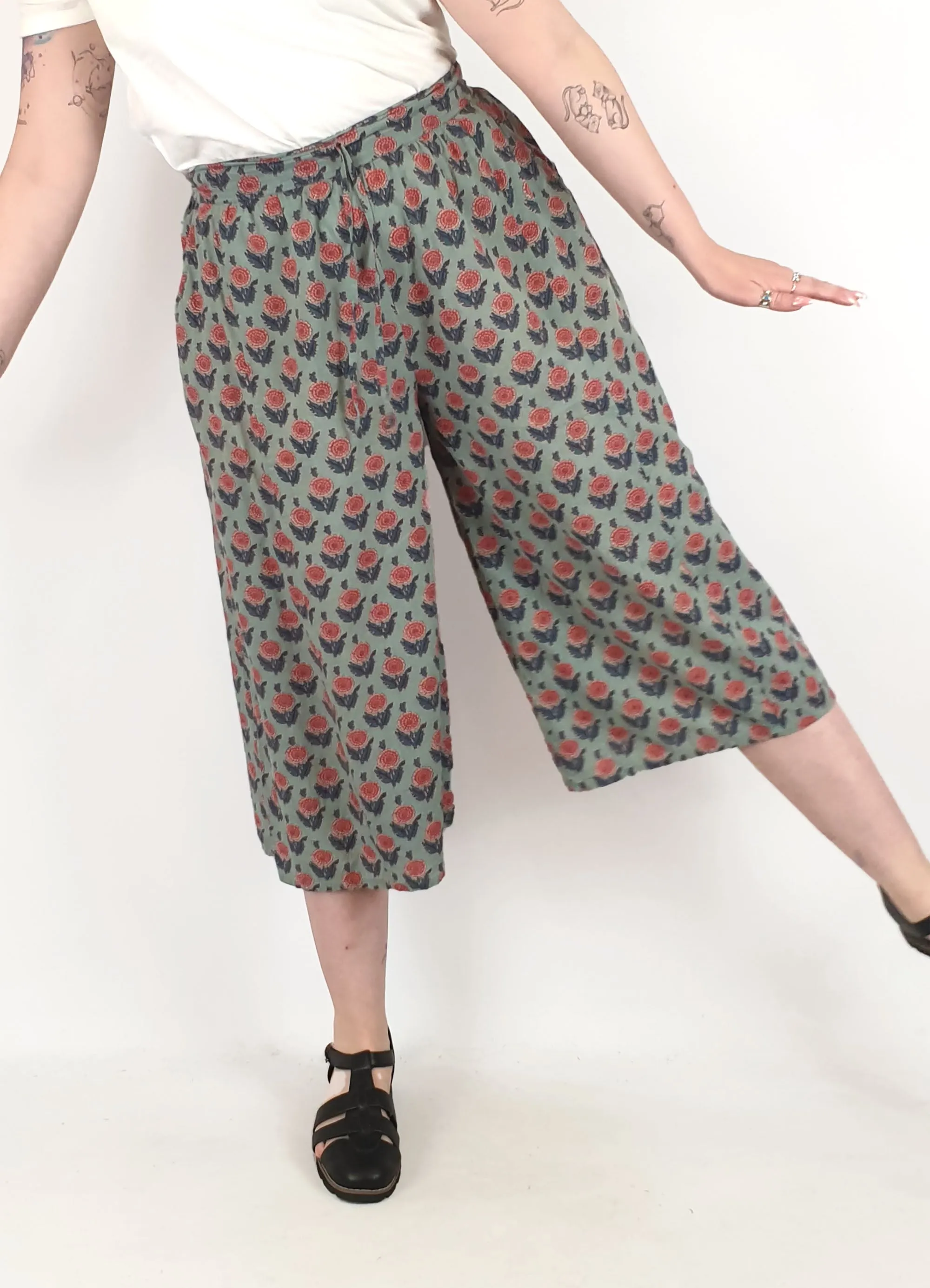 Karma East blue print cotton pants size ML