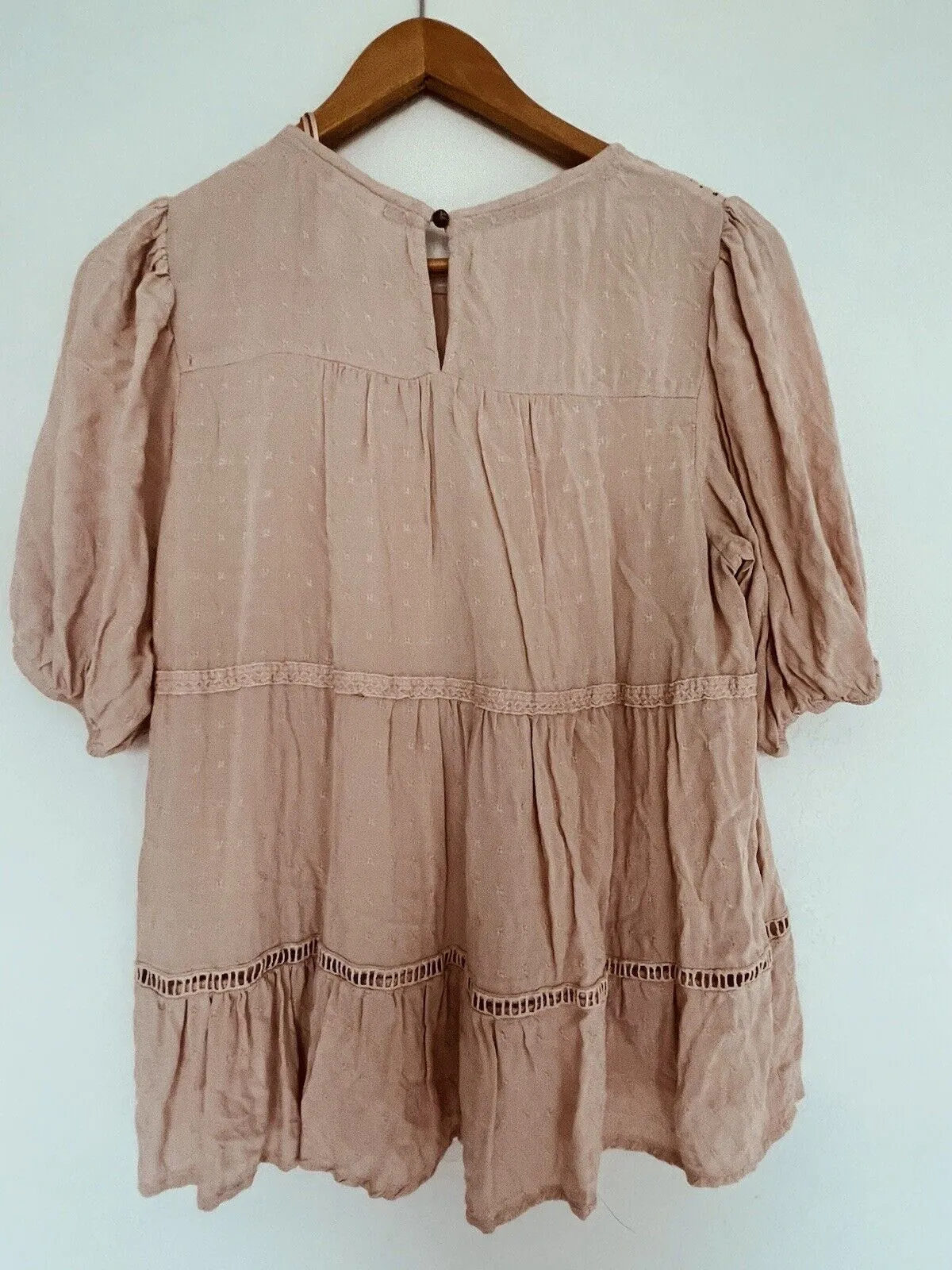 KNOX ROSE Pink Peach Top Boho Tiered Babydoll Blouse Sz M Flowy Shirt Coquette