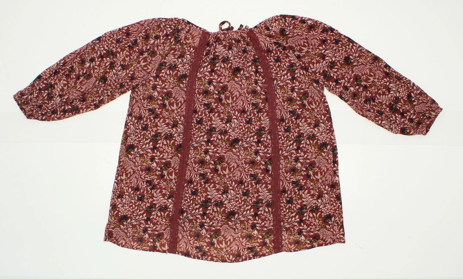 Knox Rose Women's Lace Trim Floral Blouse Red Small