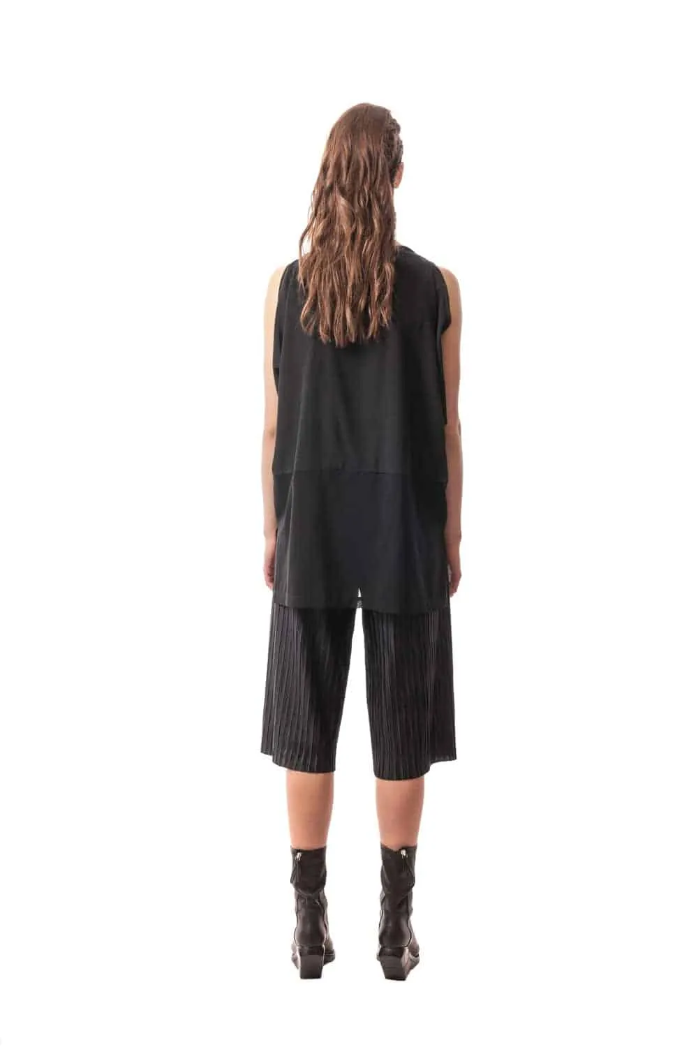 La Brezza Silk Top w/Peek-a-Boo Shoulder