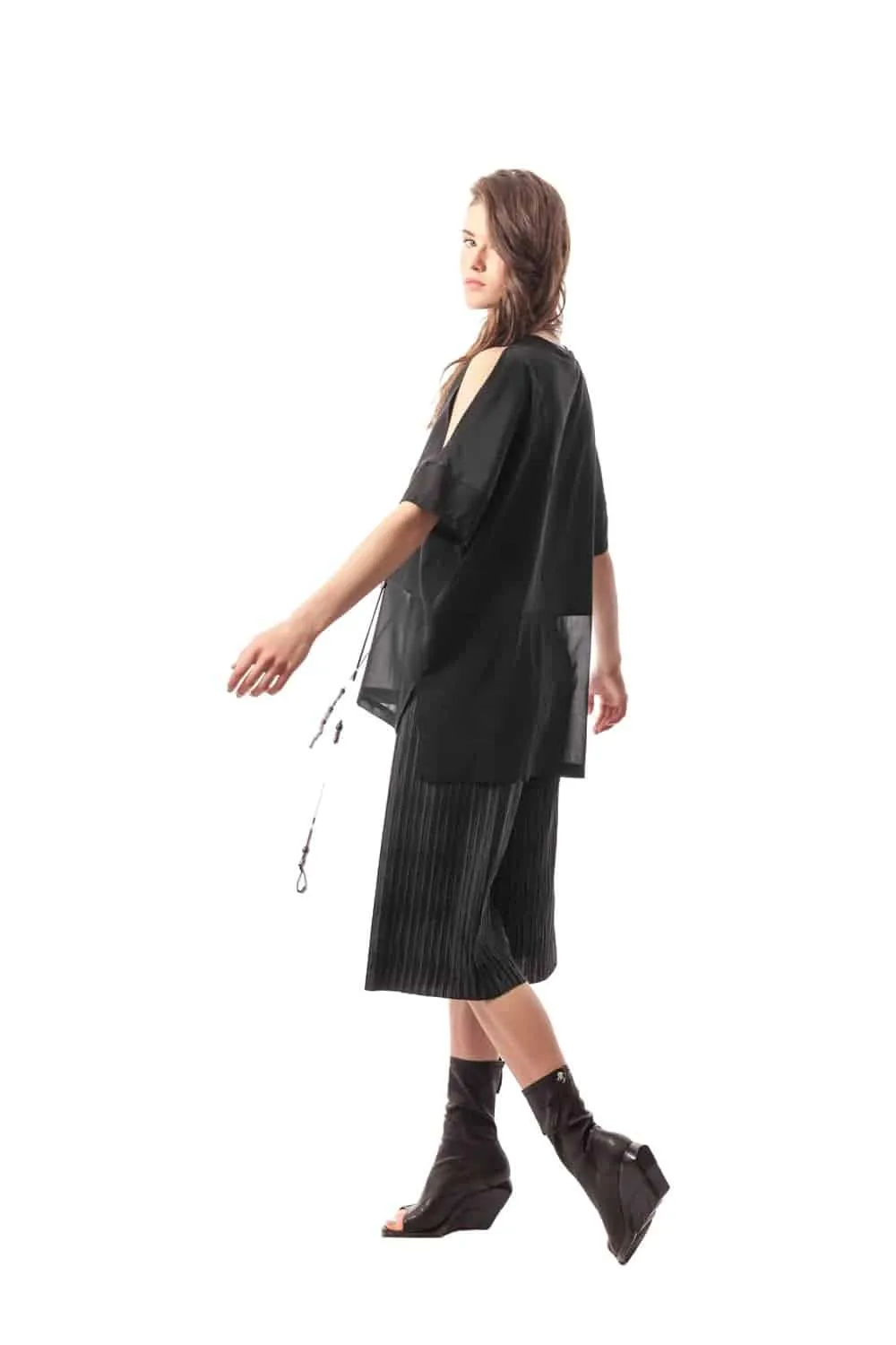 La Brezza Silk Top w/Peek-a-Boo Shoulder
